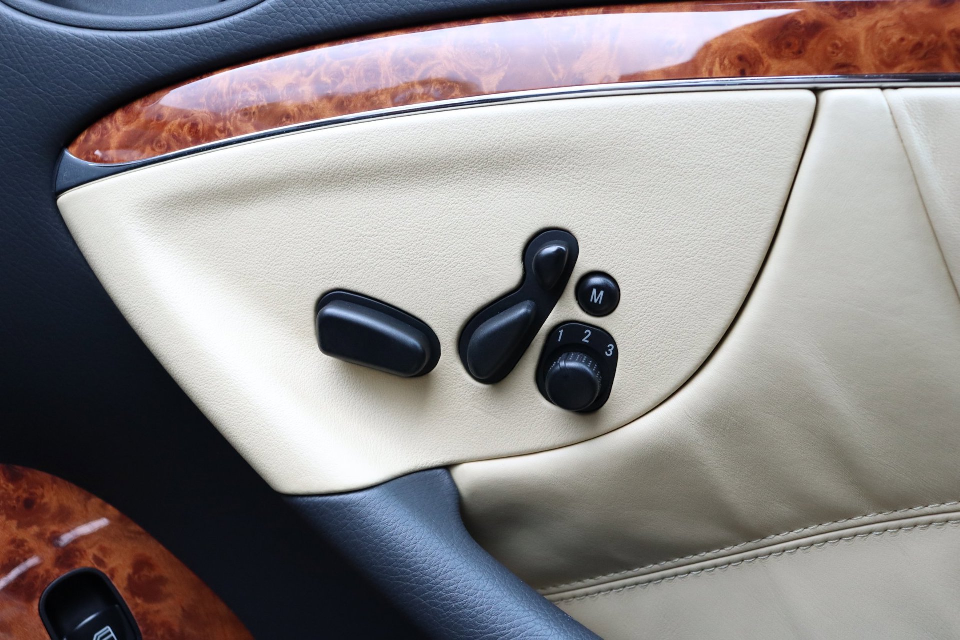 Foto van Mercedes-Benz CLK 55 AMG