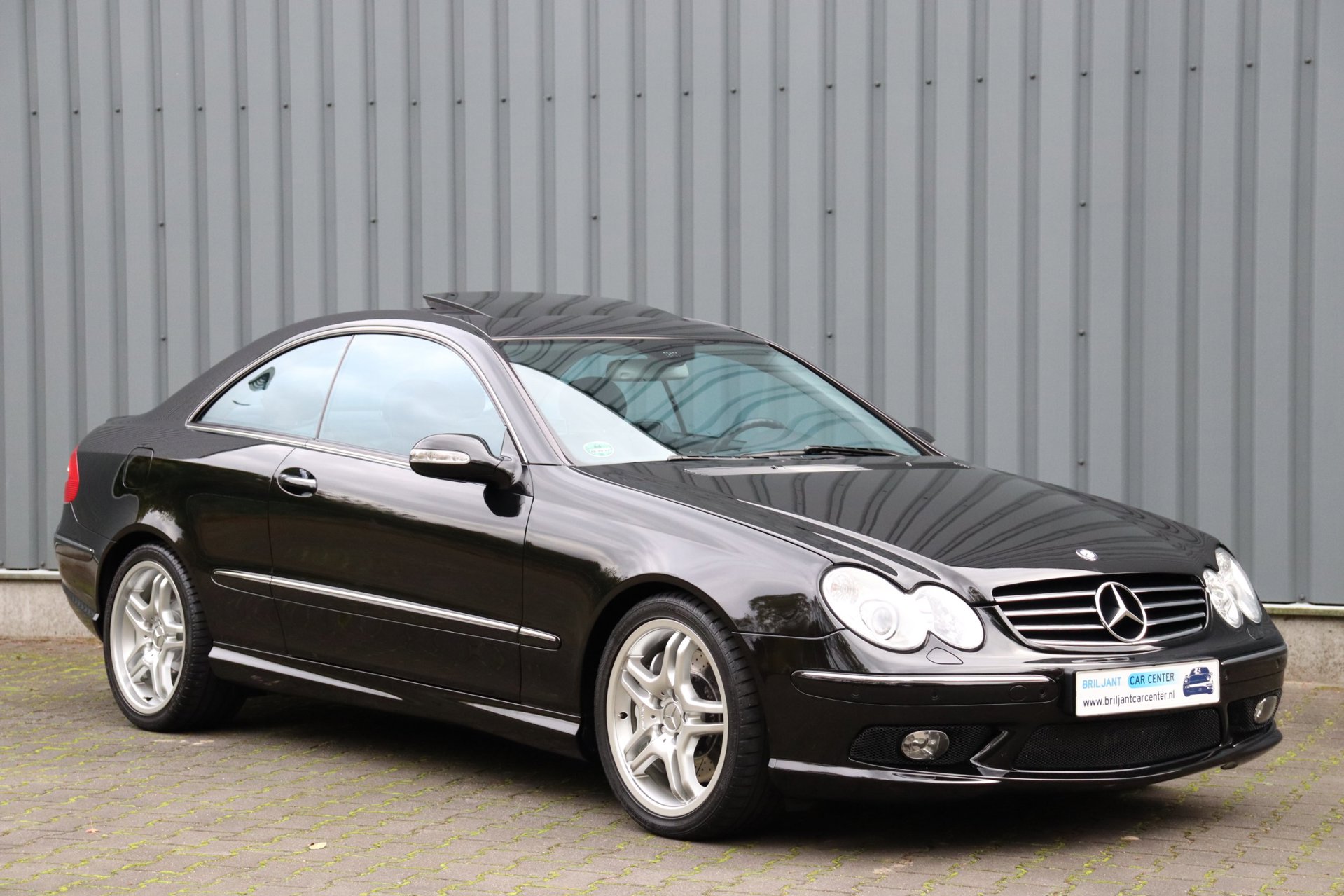 Mercedes-Benz CLK 55 AMG AMG 55 V8 367 PK *27.912KM.!* 2007 - voorkant