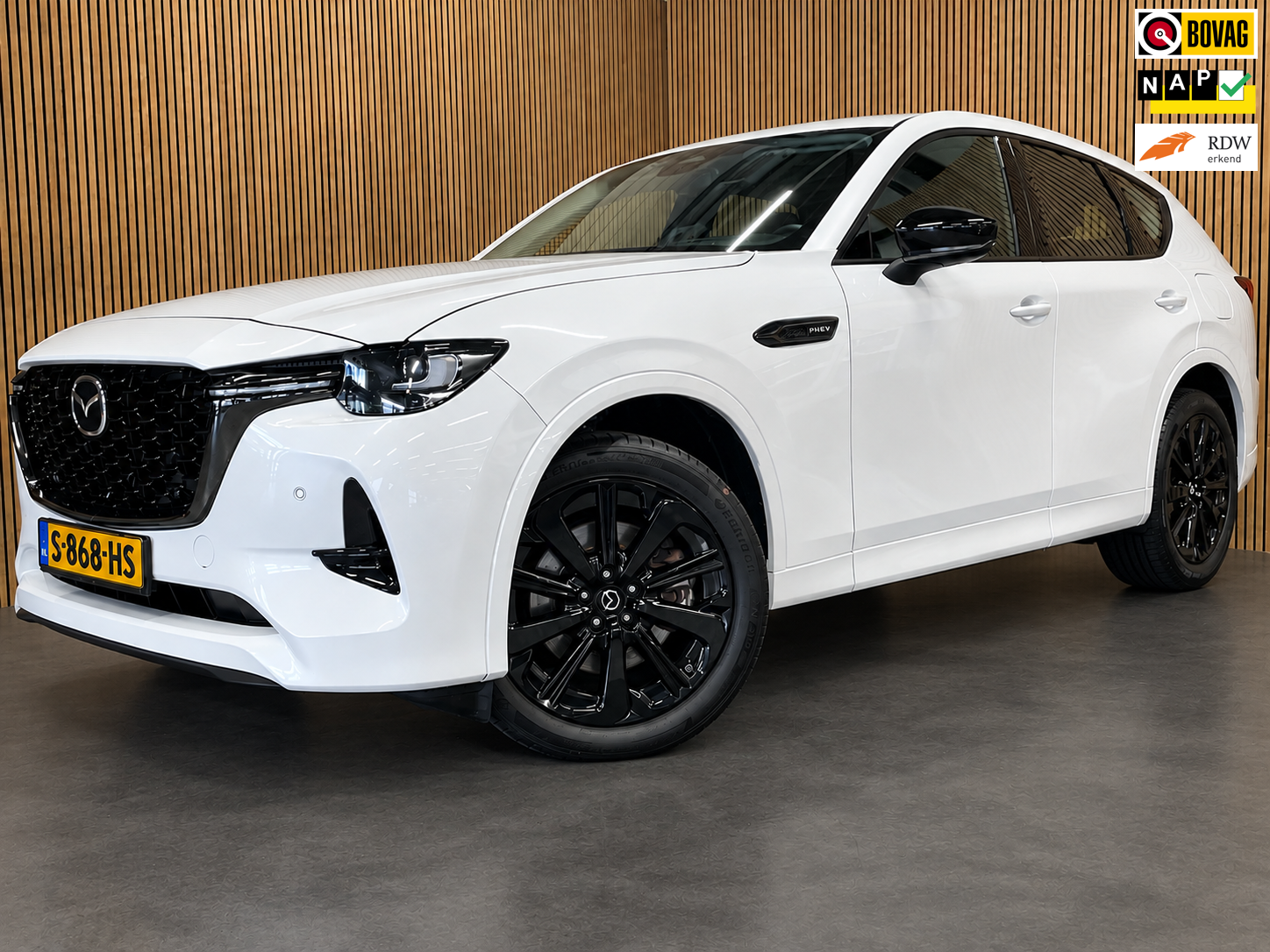 Mazda Mazda Cx-60 2.5 e-SkyActiv PHEV Homura|BLACK&WHITE|HEAD-UP|LEDER|STOEL+STUURVERW|CARPLAY|CAMERA|CLIMA+CRUISE|NAP|NL|1 EIG.|IN.BTW| 2023 - voorkant