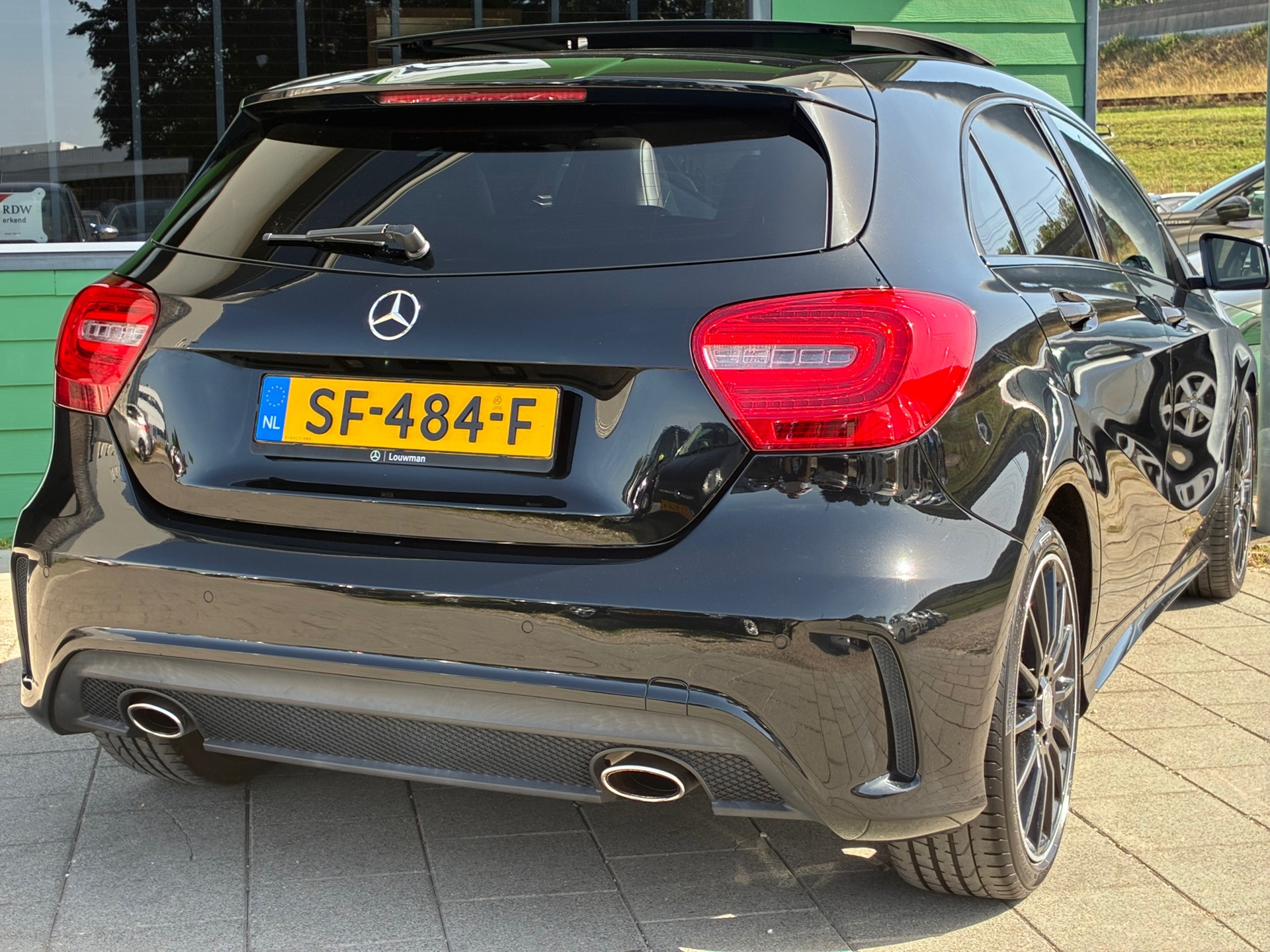 Foto van Mercedes-Benz A 180