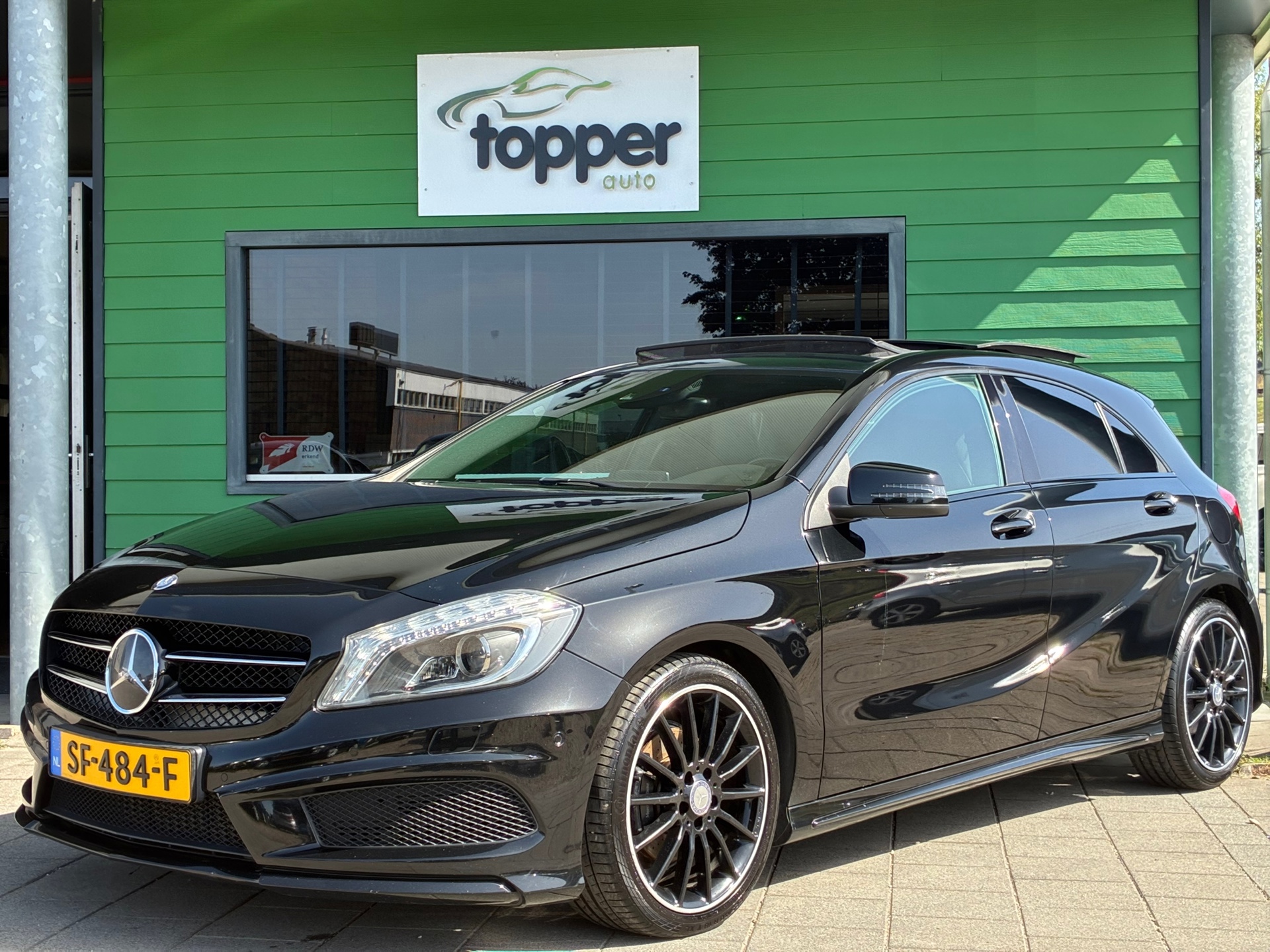 Foto van Mercedes-Benz A 180