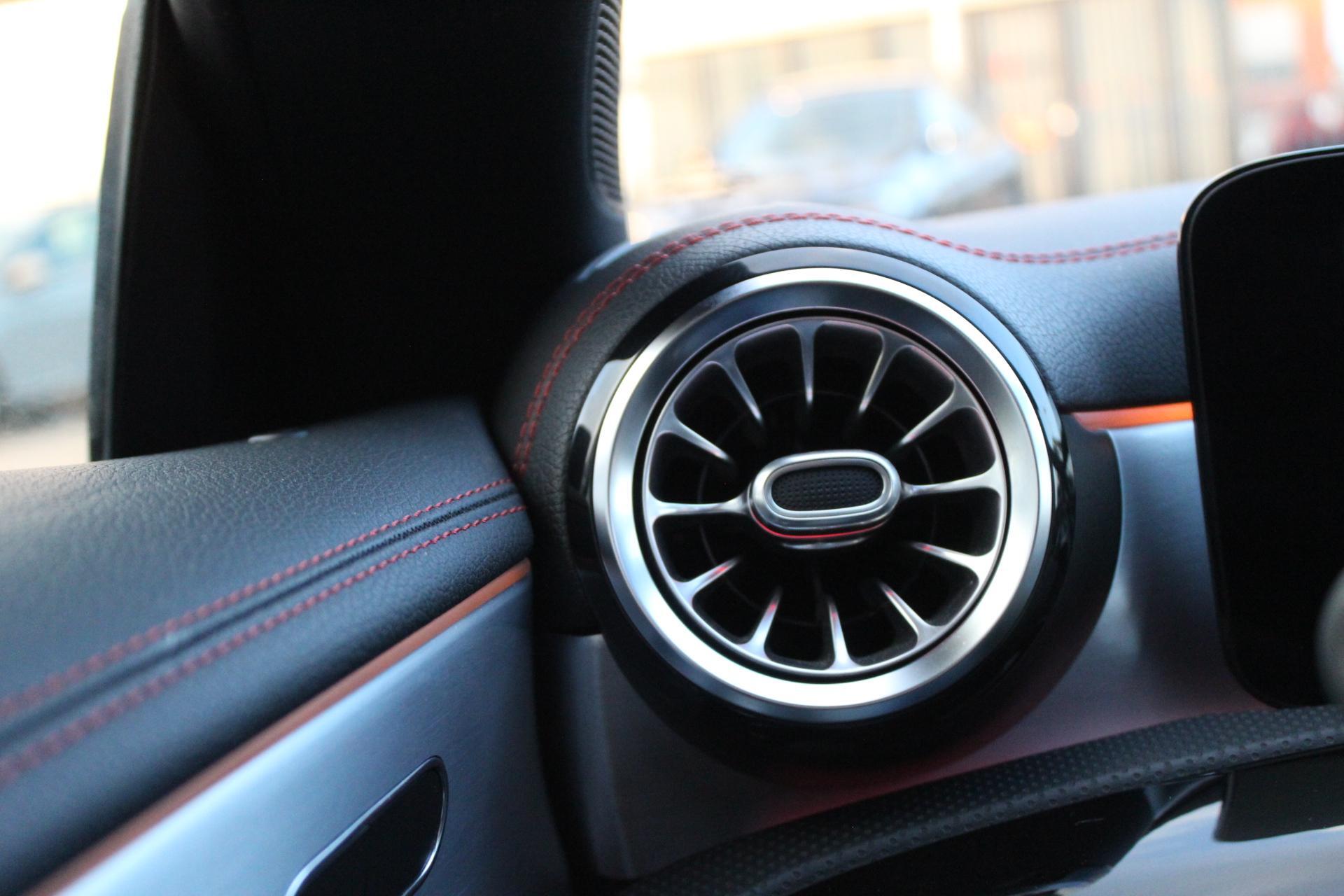 Foto van Mercedes-Benz Cla 200