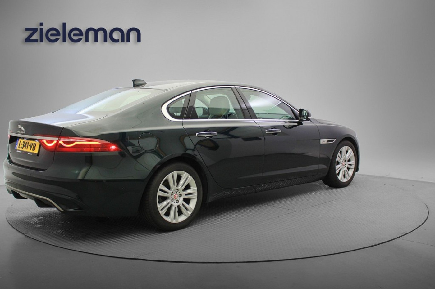Foto van Jaguar Jaguar XF