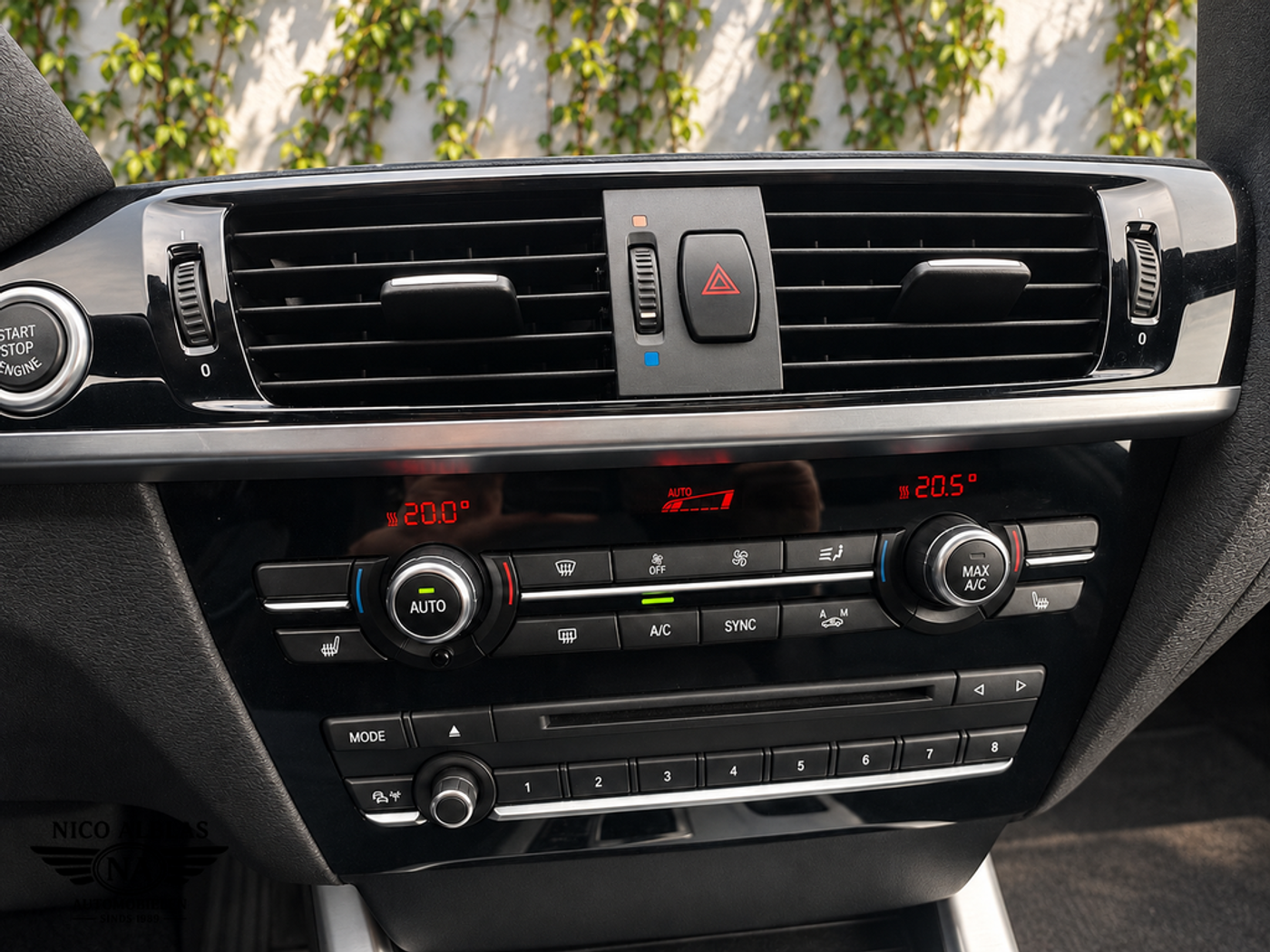 Foto van BMW X3 Xdrive20i