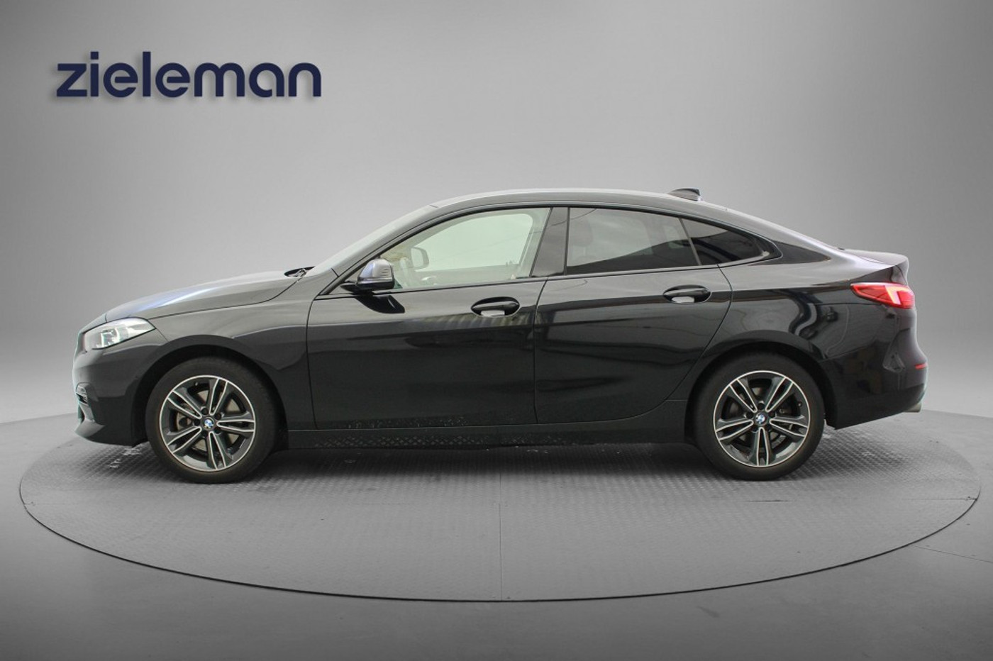 Foto van BMW 218i