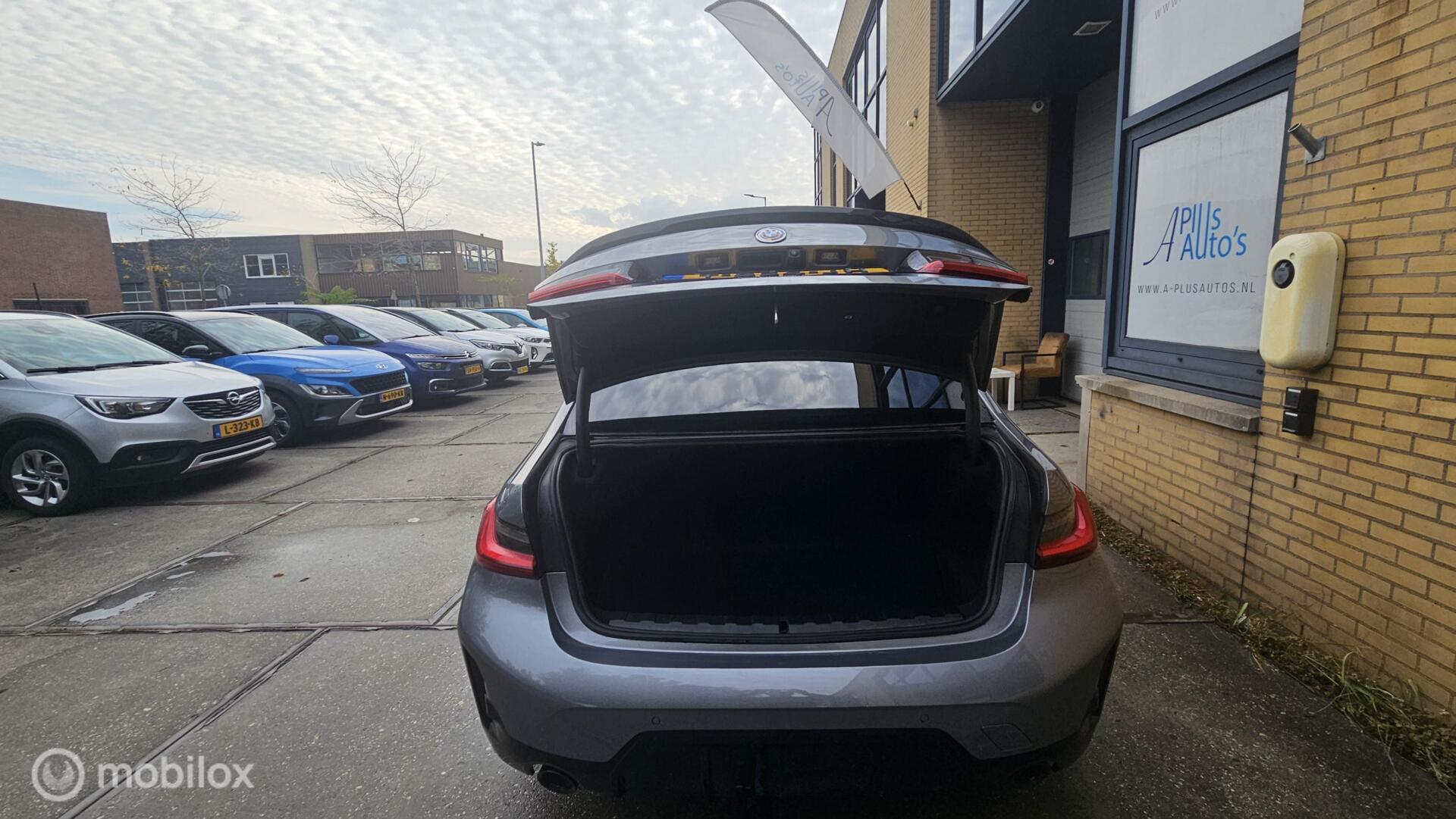 Foto van BMW 320e