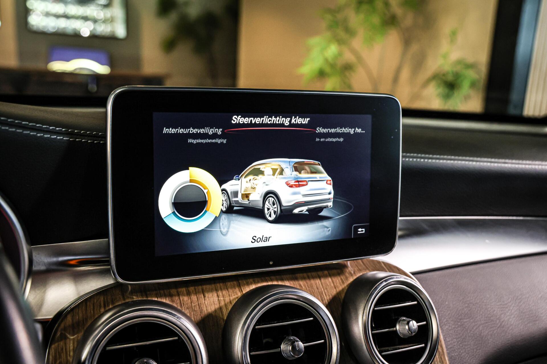 Foto van Mercedes-Benz GLC 350 E 4Matic