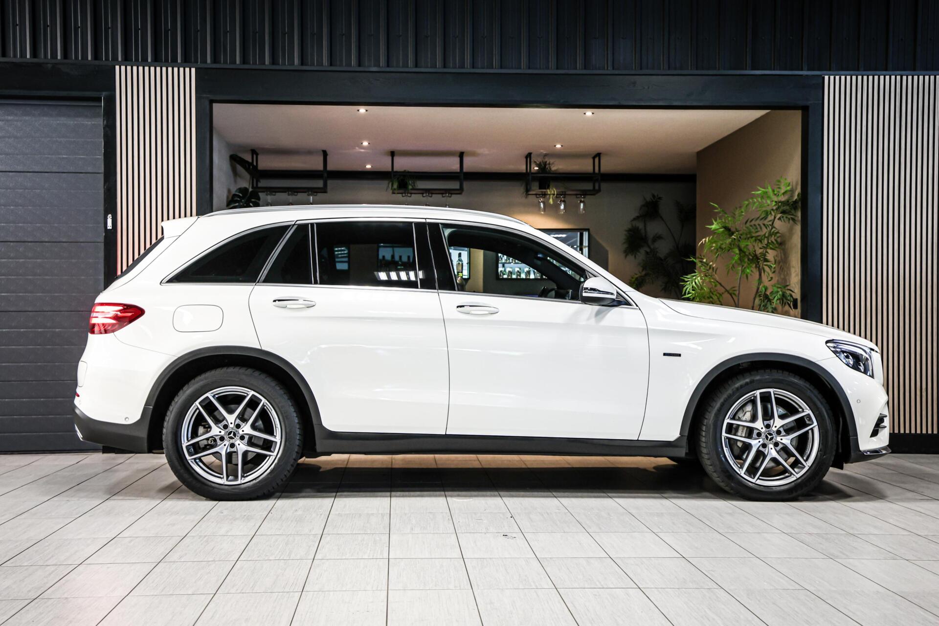 Foto van Mercedes-Benz GLC 350 E 4Matic
