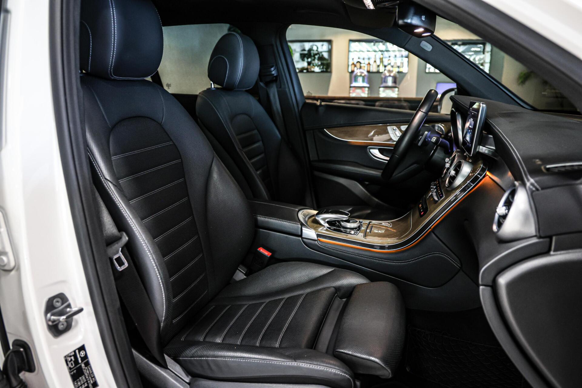 Foto van Mercedes-Benz GLC 350 E 4Matic