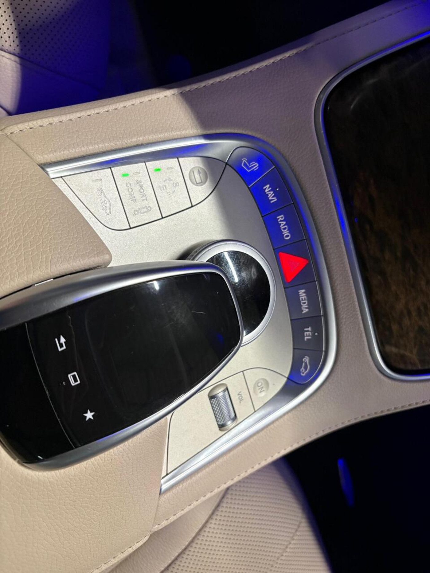 Foto van Mercedes-Benz S 400 H