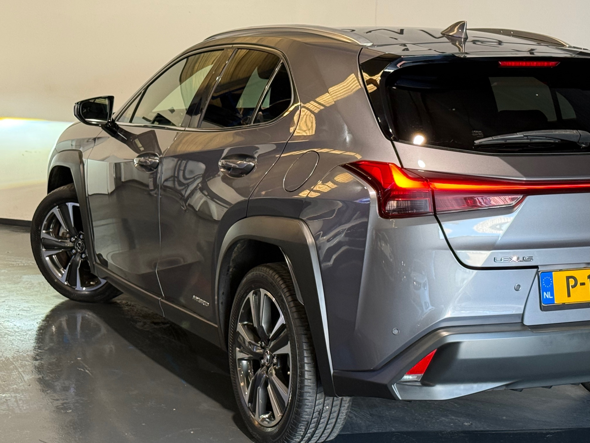Foto van Lexus Lexus Ux250h