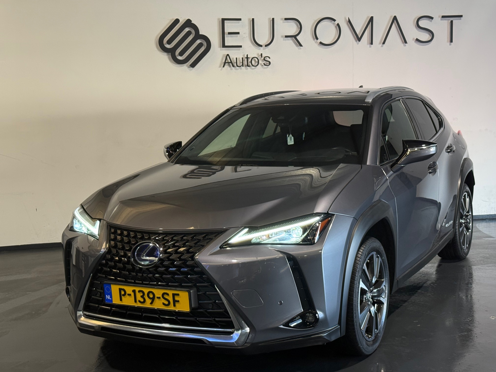 Foto van Lexus Lexus Ux250h