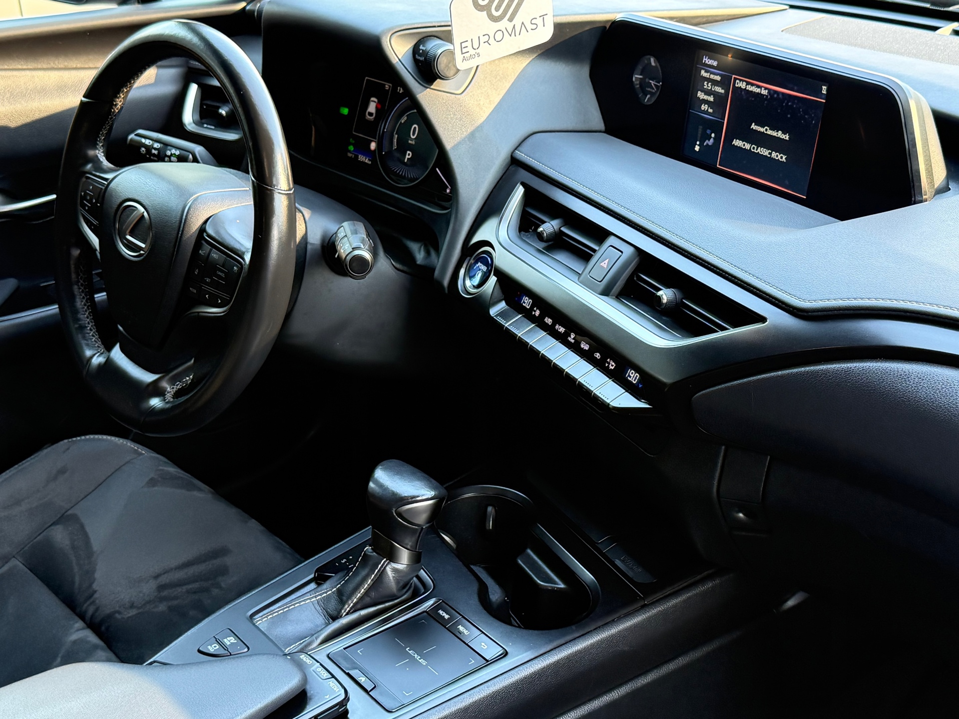 Foto van Lexus Lexus Ux250h