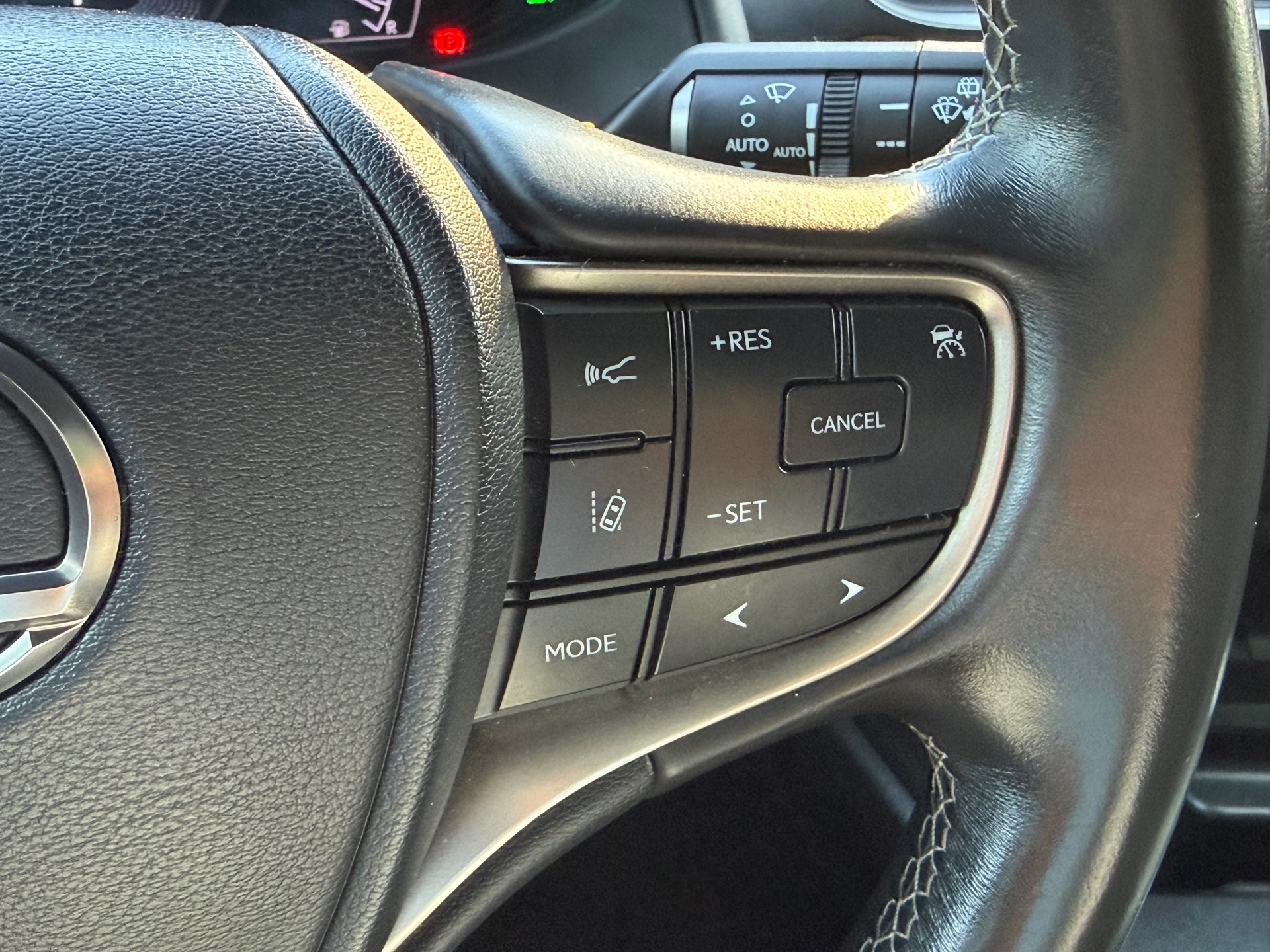 Foto van Lexus Lexus Ux250h