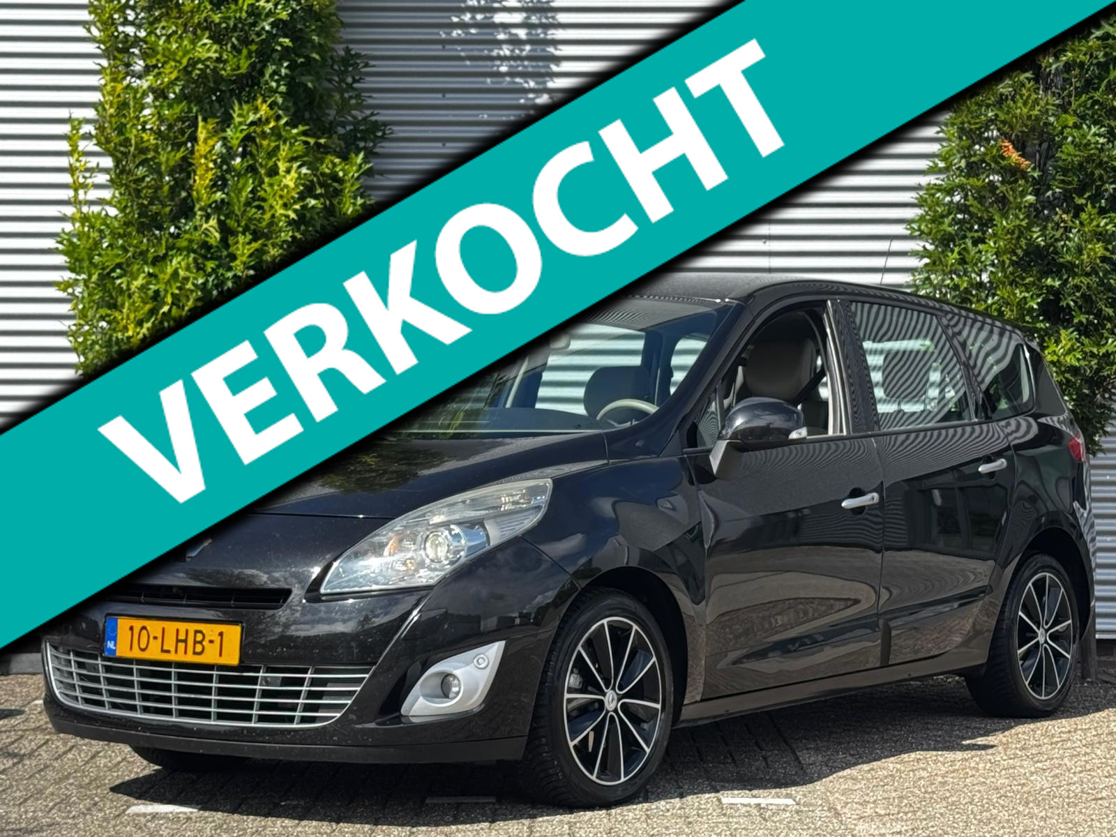 Renault Megane Scenic 2.0 Privilege NAP - LEDER - XENON 2010 - voorkant