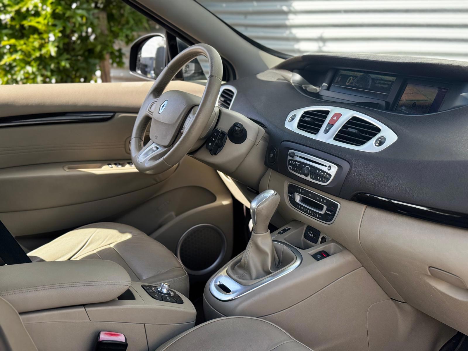 Foto van Renault Megane Scenic