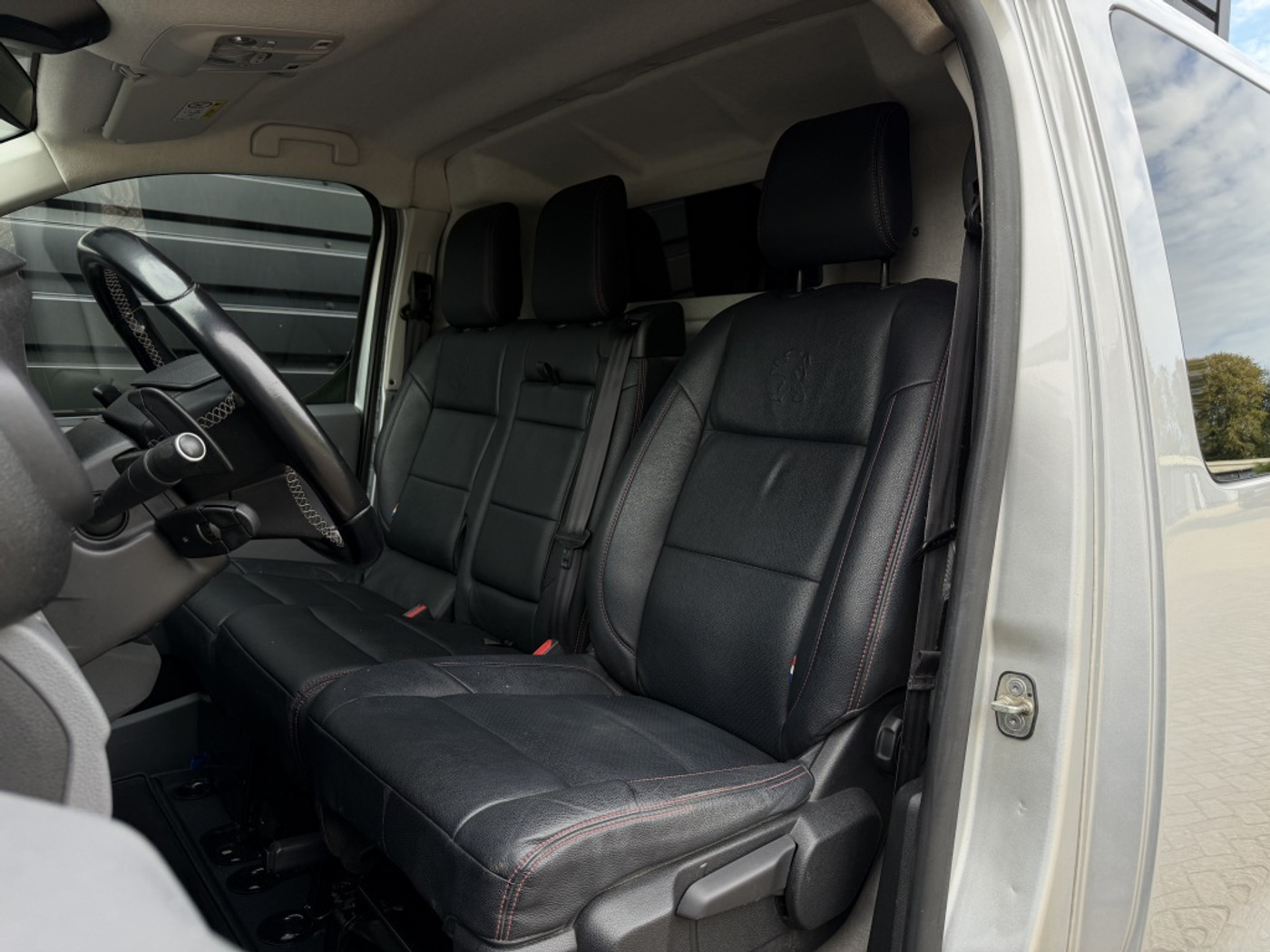 Foto van Peugeot Expert