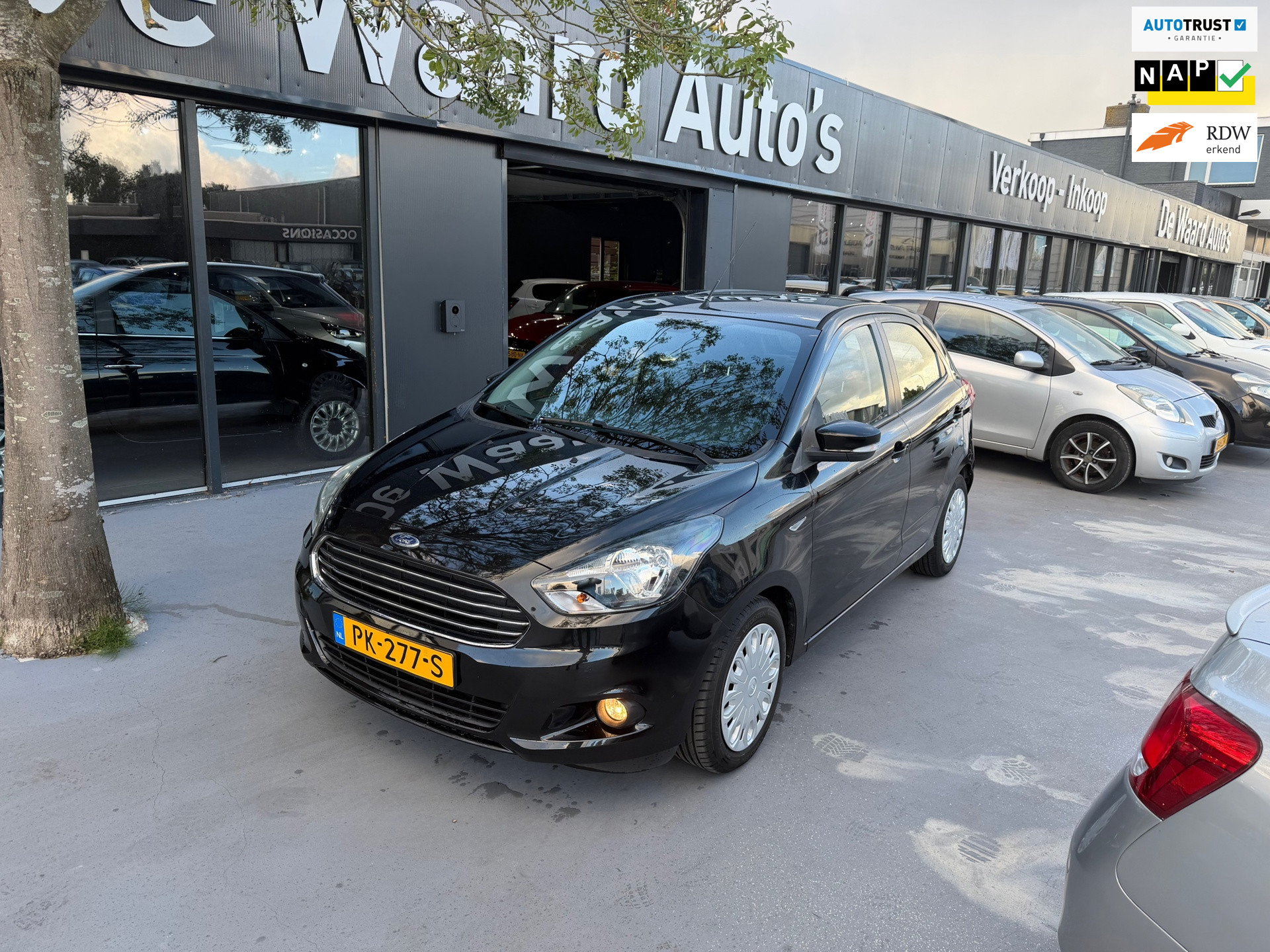 Ford Ka+ 1.2 Trend Ultimate/ AIRCO/CRUISE/ NAP/ 1E EIGENAAR/DEALER ONDERHOUDEN/12 MAANDEN GARANTIE 2017 - voorkant
