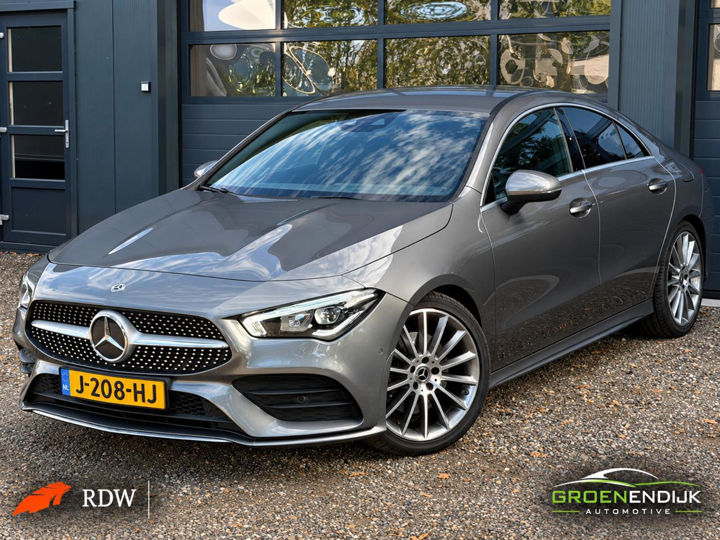Mercedes-Benz Cla 200 Advantage /CAMERA VOOR + ACHTER / SFEERVERLICHTING NAP TOPSTAAT PERF ONDERHOUDEN AUTOMAAT 2020 - voorkant