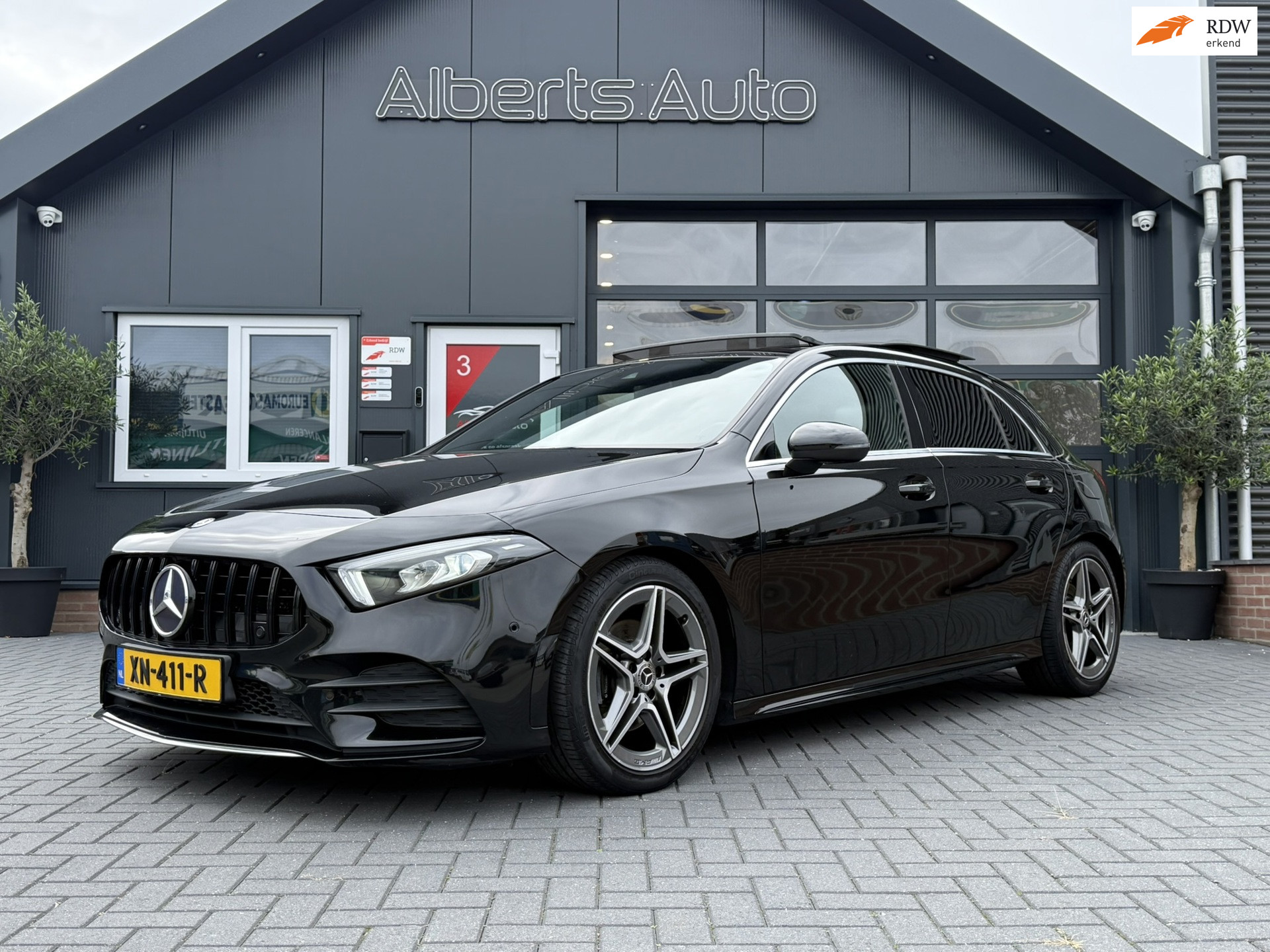 Mercedes-Benz A 200 200 Advantage AMG | PANO | SFEER | AUT | 2018 - voorkant