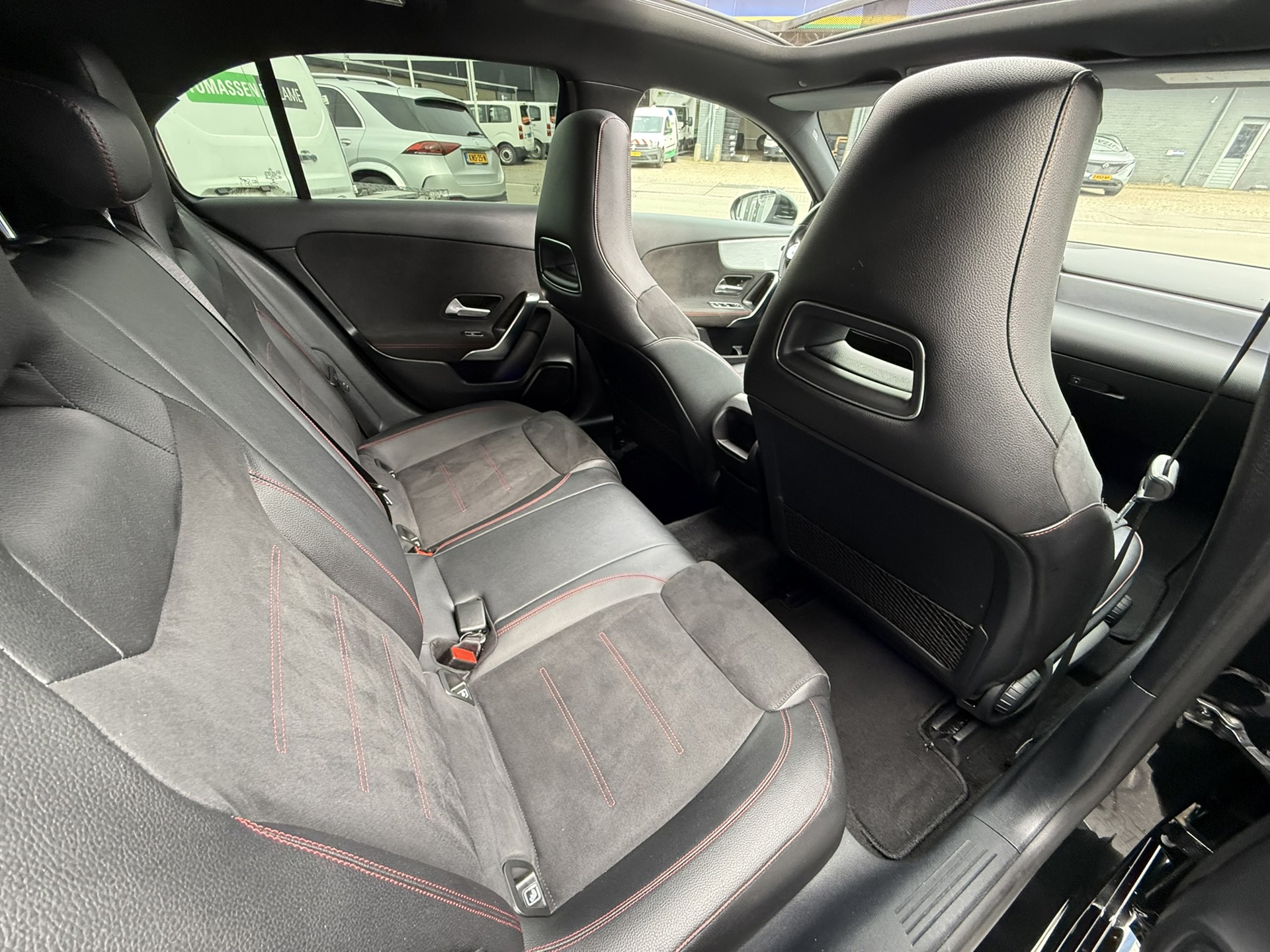 Foto van Mercedes-Benz A 200