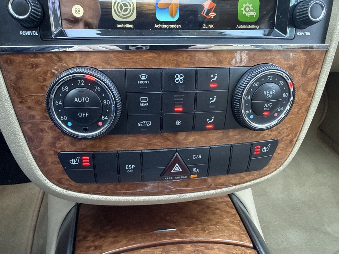 Foto van Mercedes-Benz R-klasse