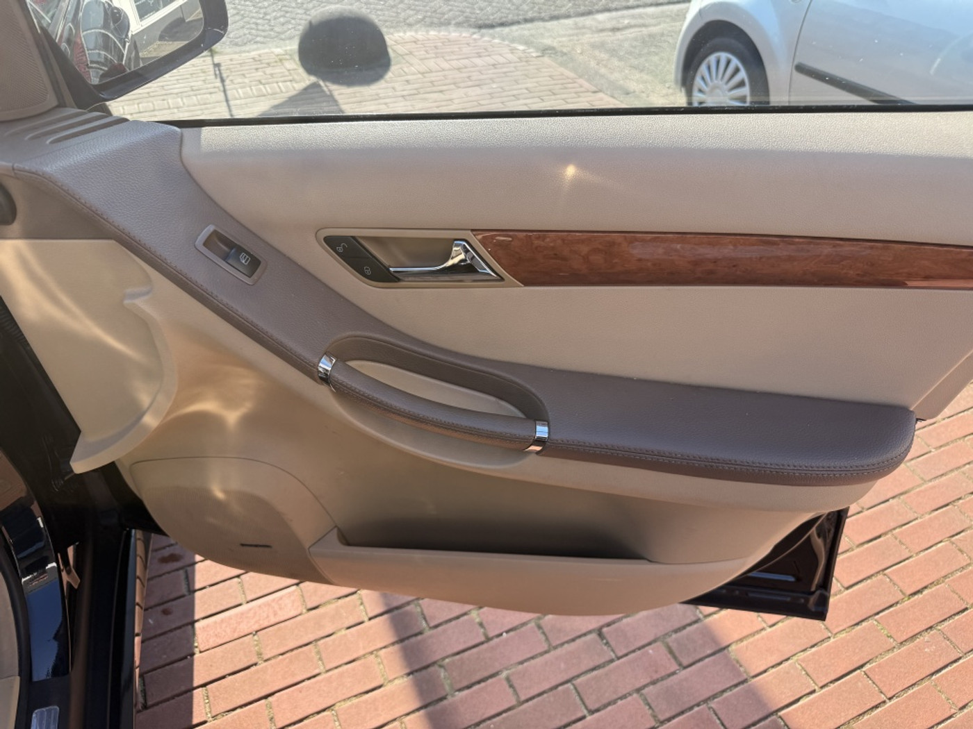 Foto van Mercedes-Benz R-klasse
