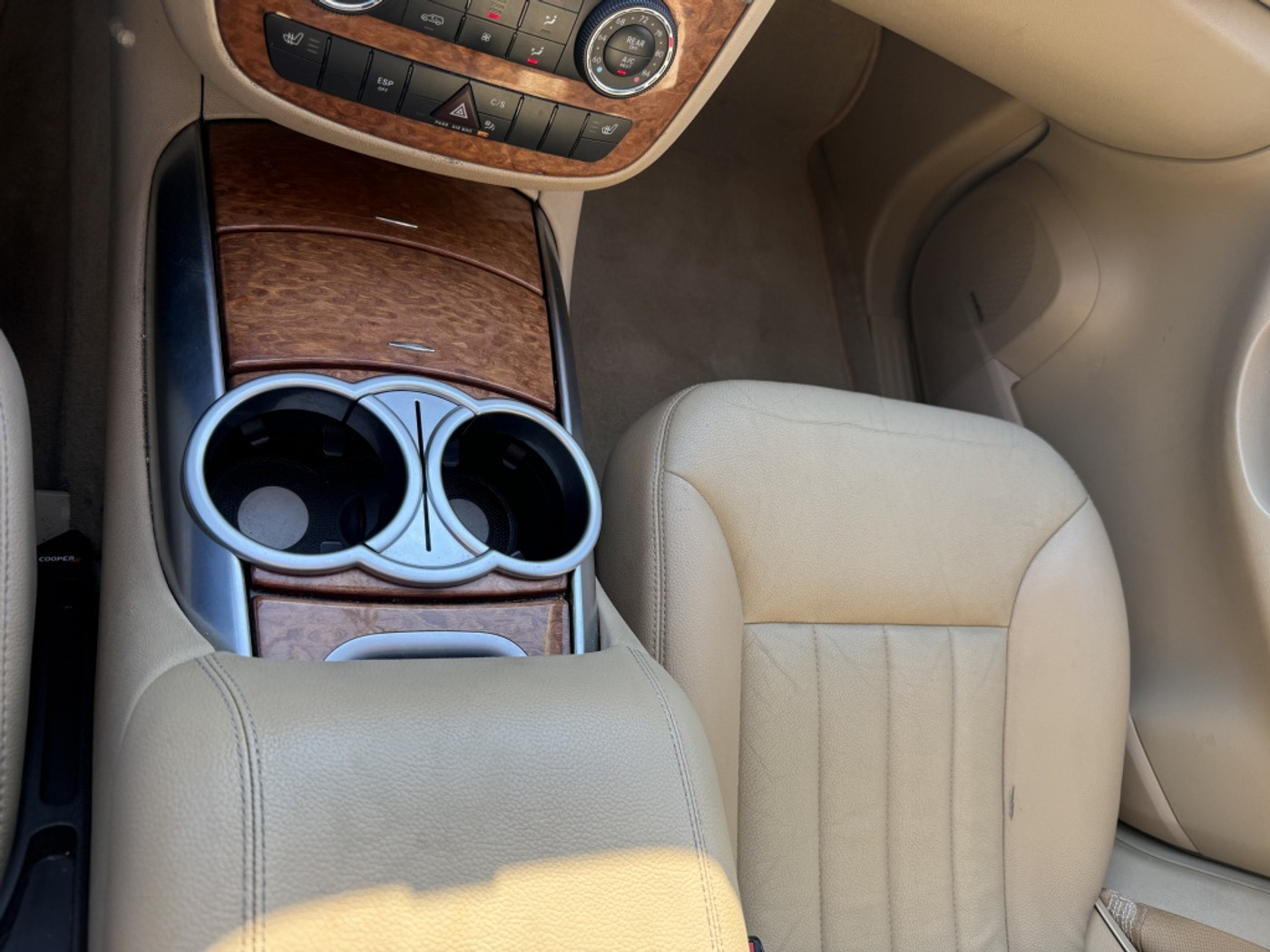 Foto van Mercedes-Benz R-klasse