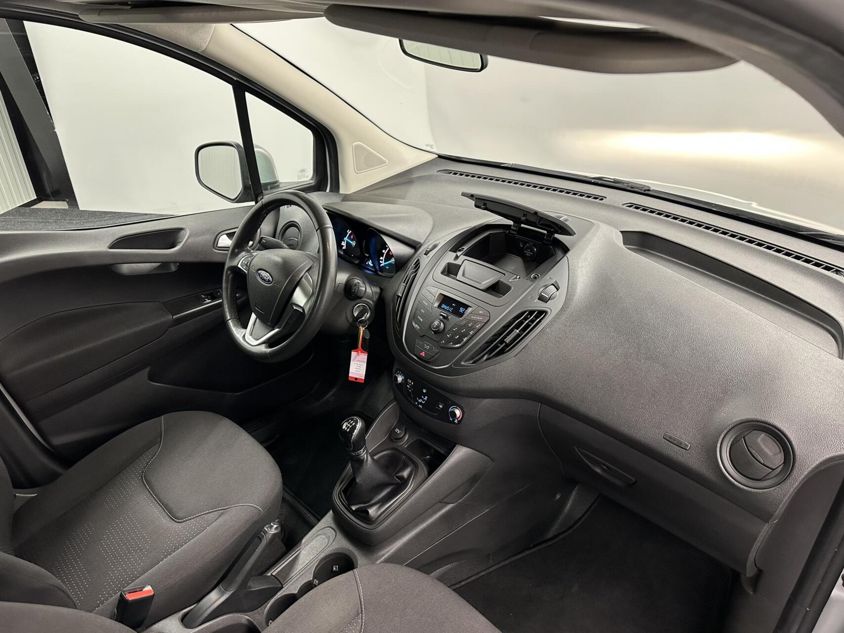 Foto van Ford Transit Courier