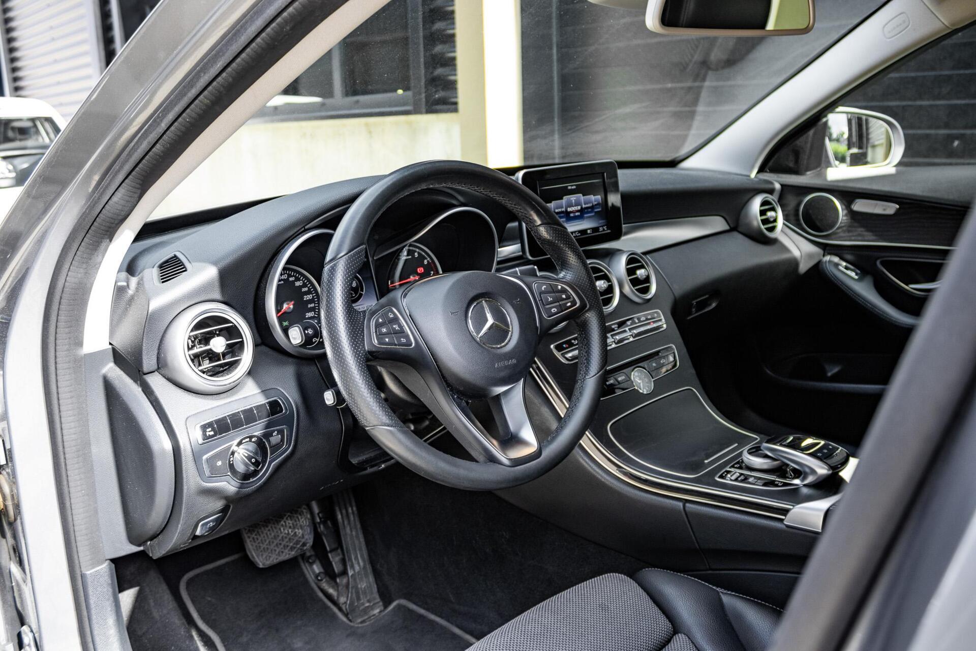 Foto van Mercedes-Benz C 350 E