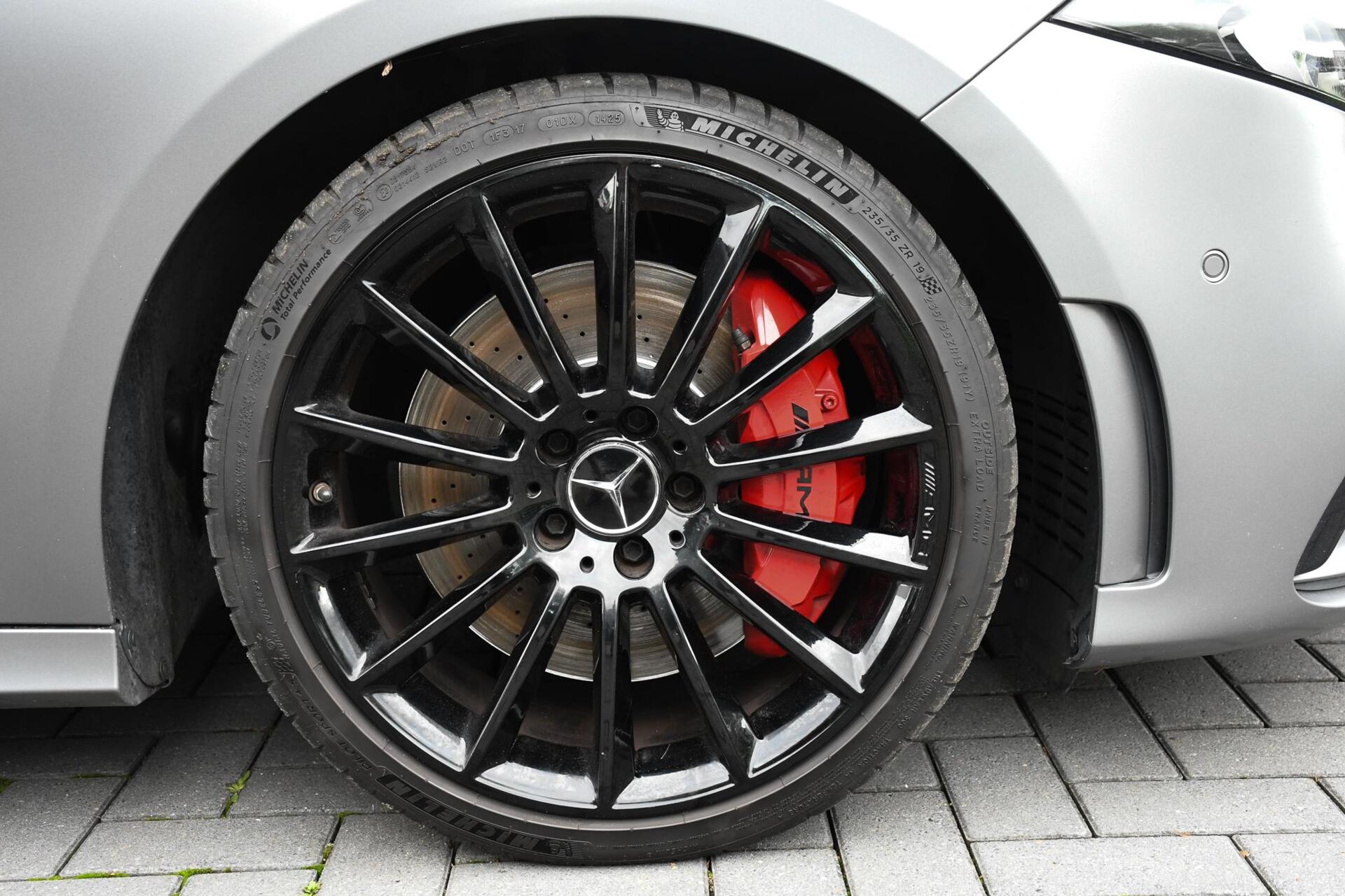 Foto van Mercedes-Benz AMG A 35