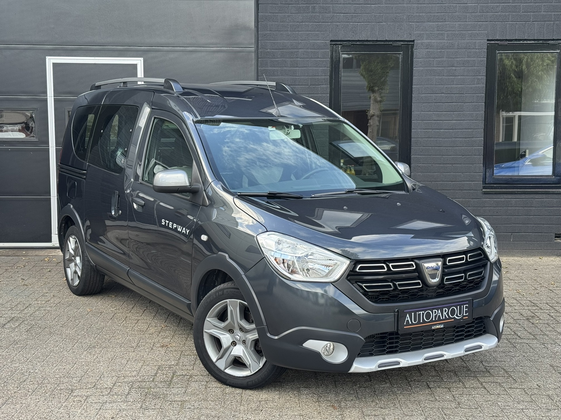 Foto van Dacia Dokker