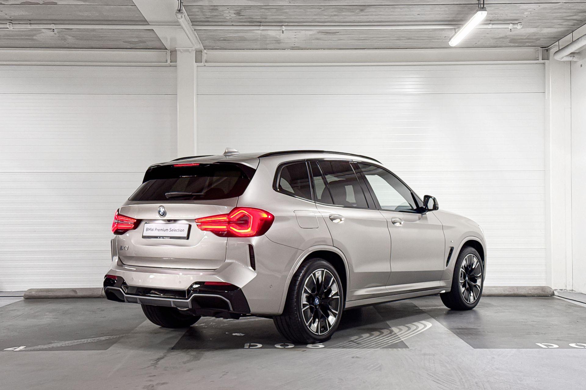 Foto van BMW Ix3
