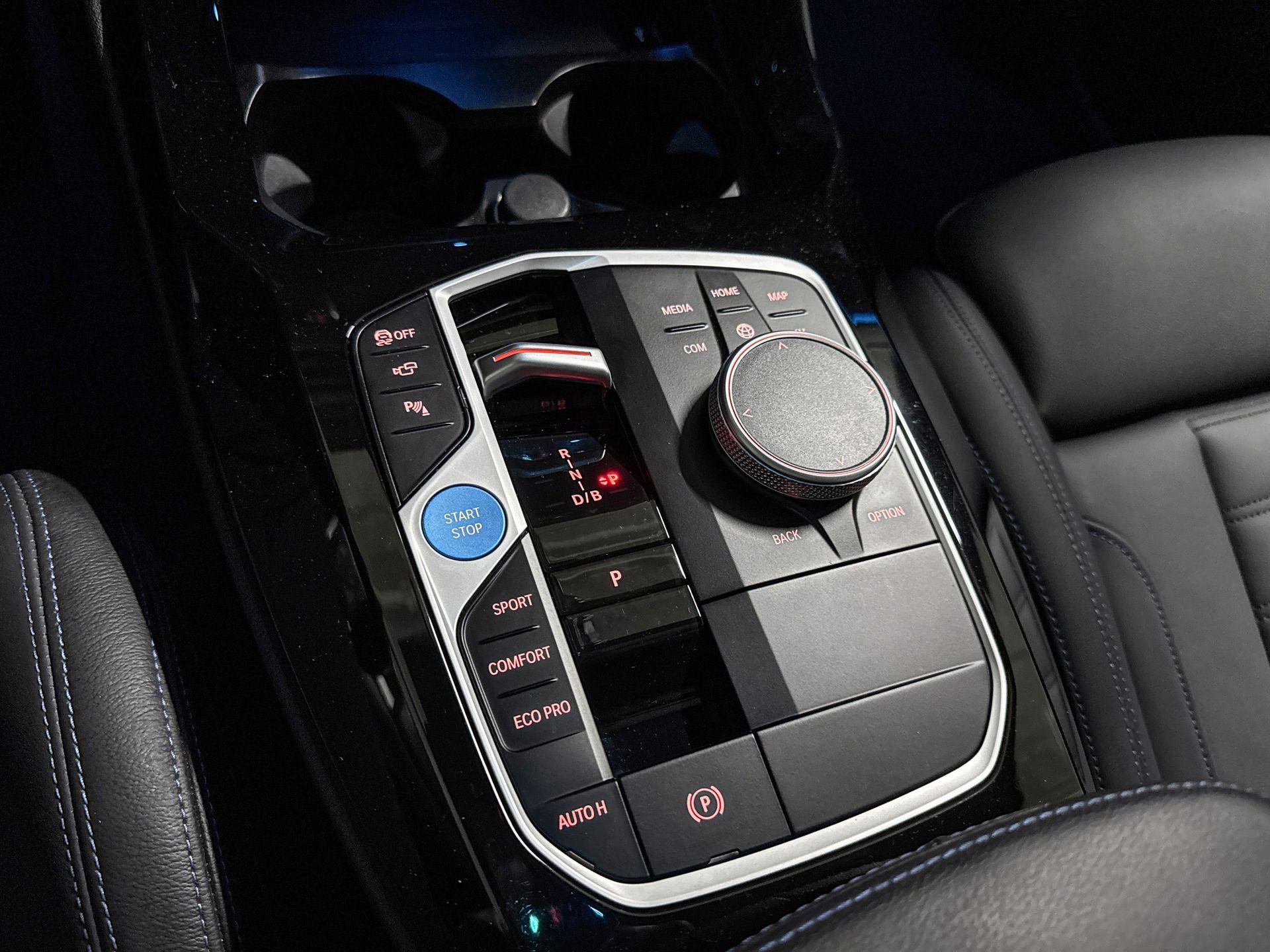Foto van BMW Ix3
