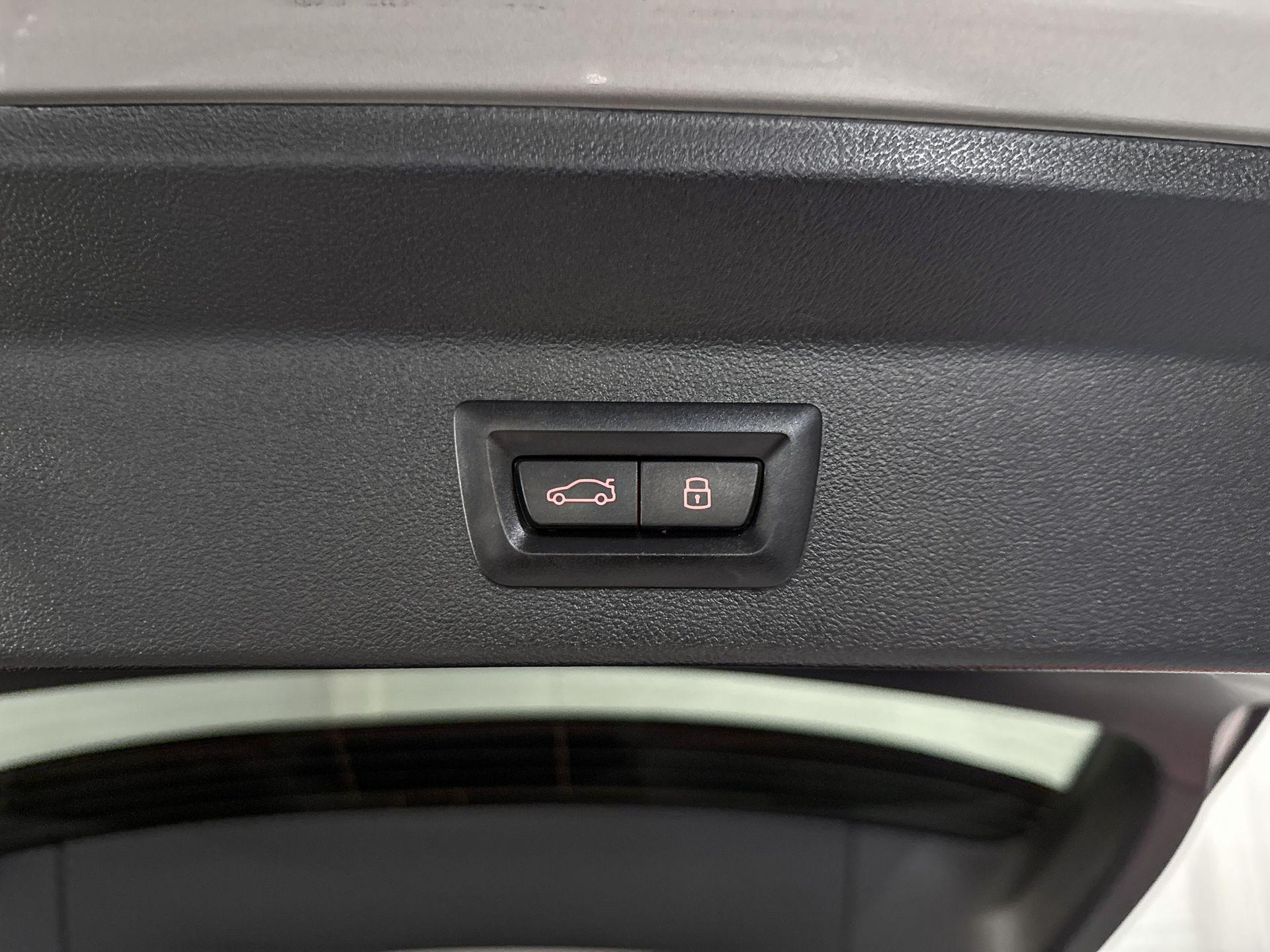 Foto van BMW Ix3