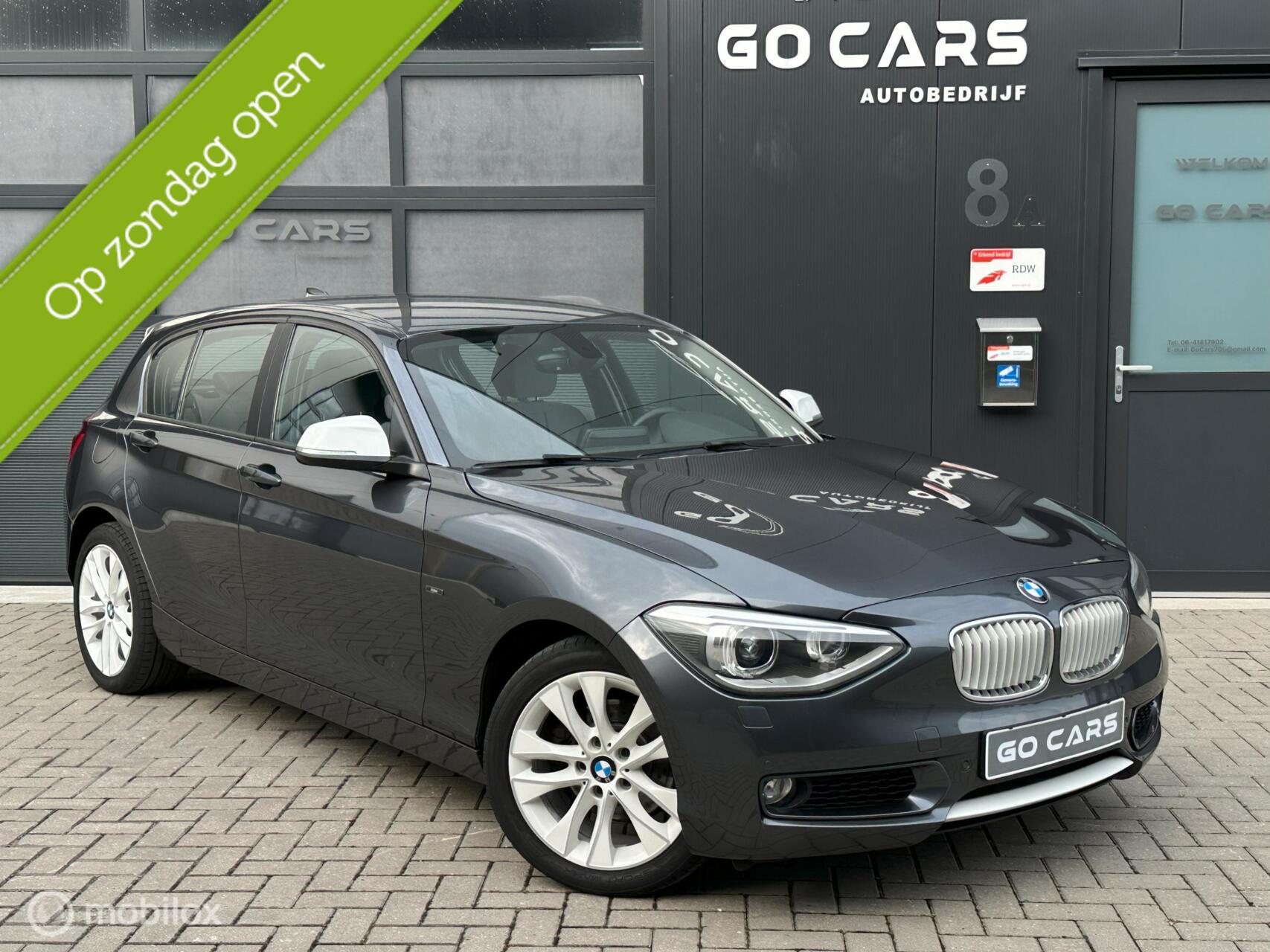 BMW 1-serie 118i Urban Line 2014 - voorkant