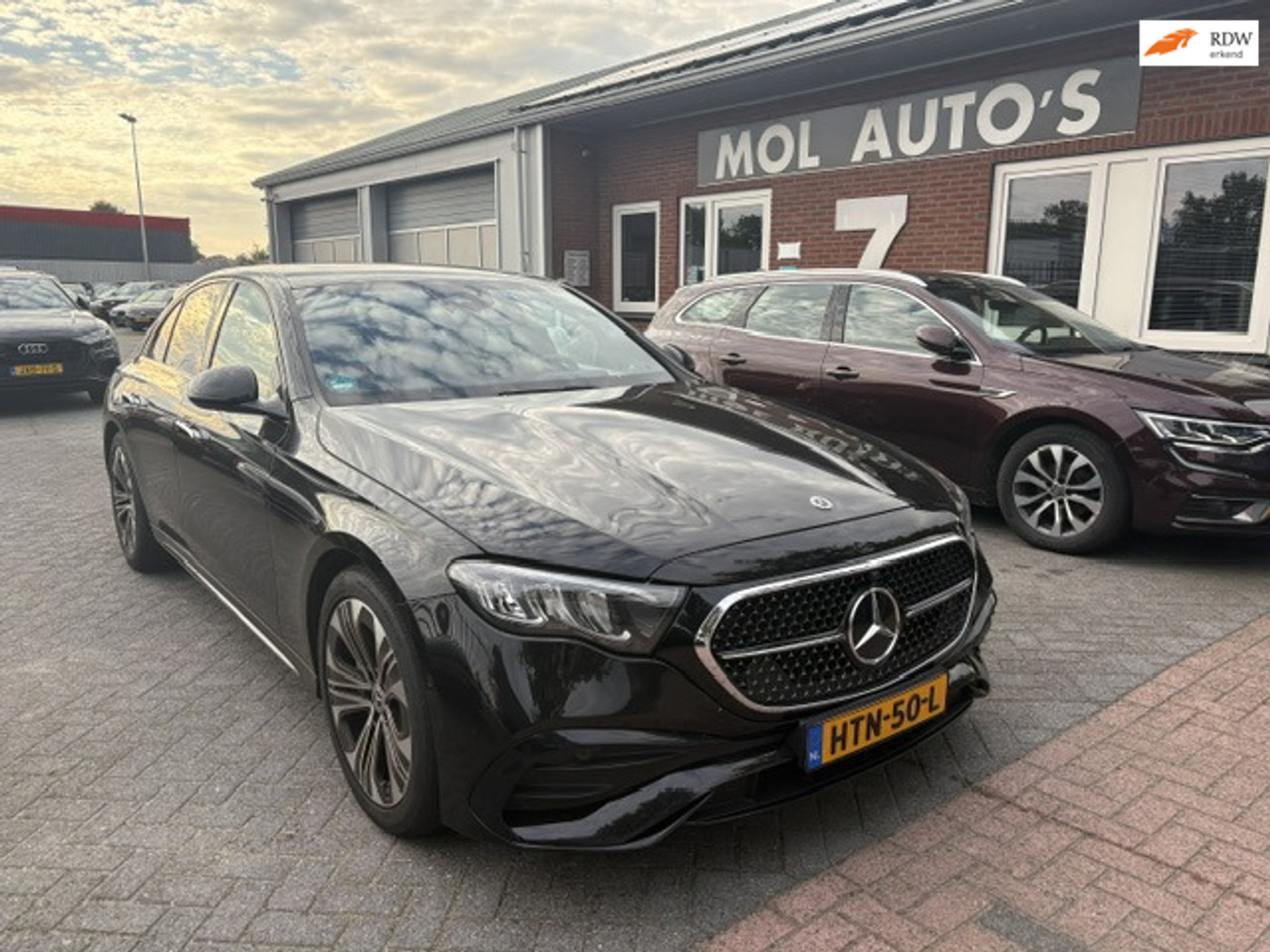 Mercedes-Benz E 200 AMG line , Nw model 2024 2023 - voorkant