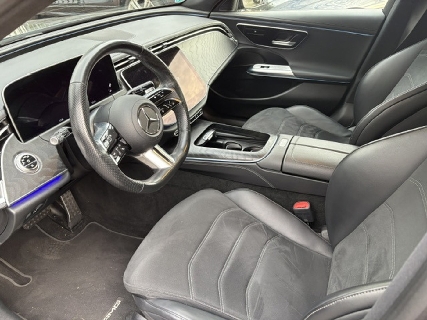 Foto van Mercedes-Benz E 200