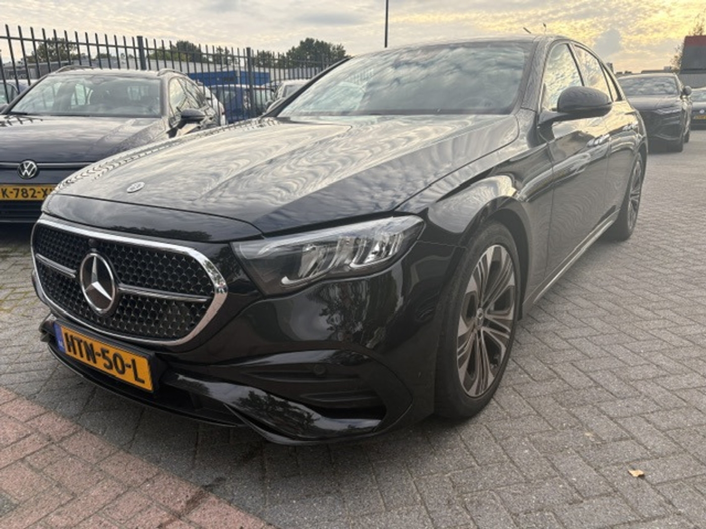 Foto van Mercedes-Benz E 200