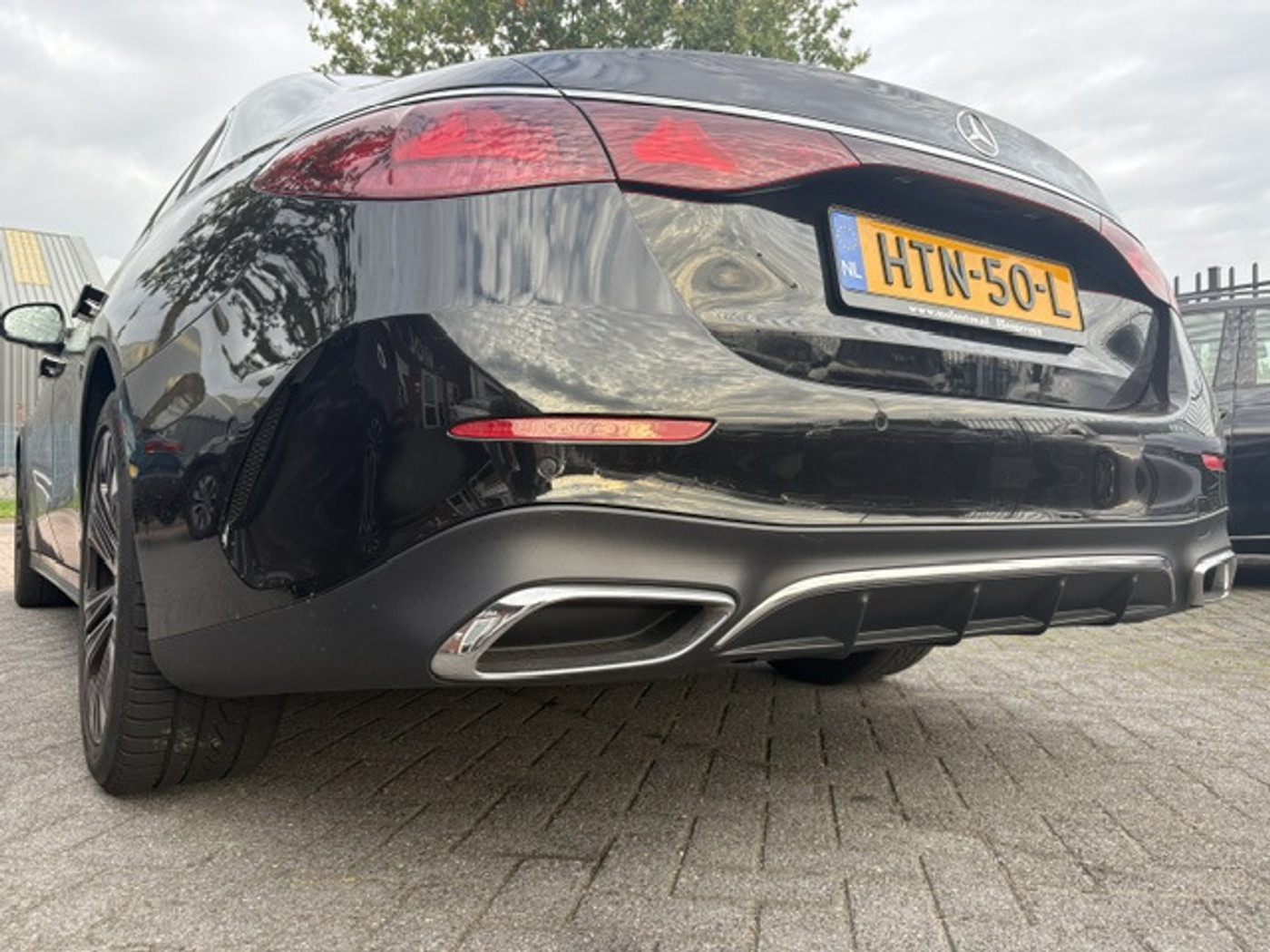 Foto van Mercedes-Benz E 200