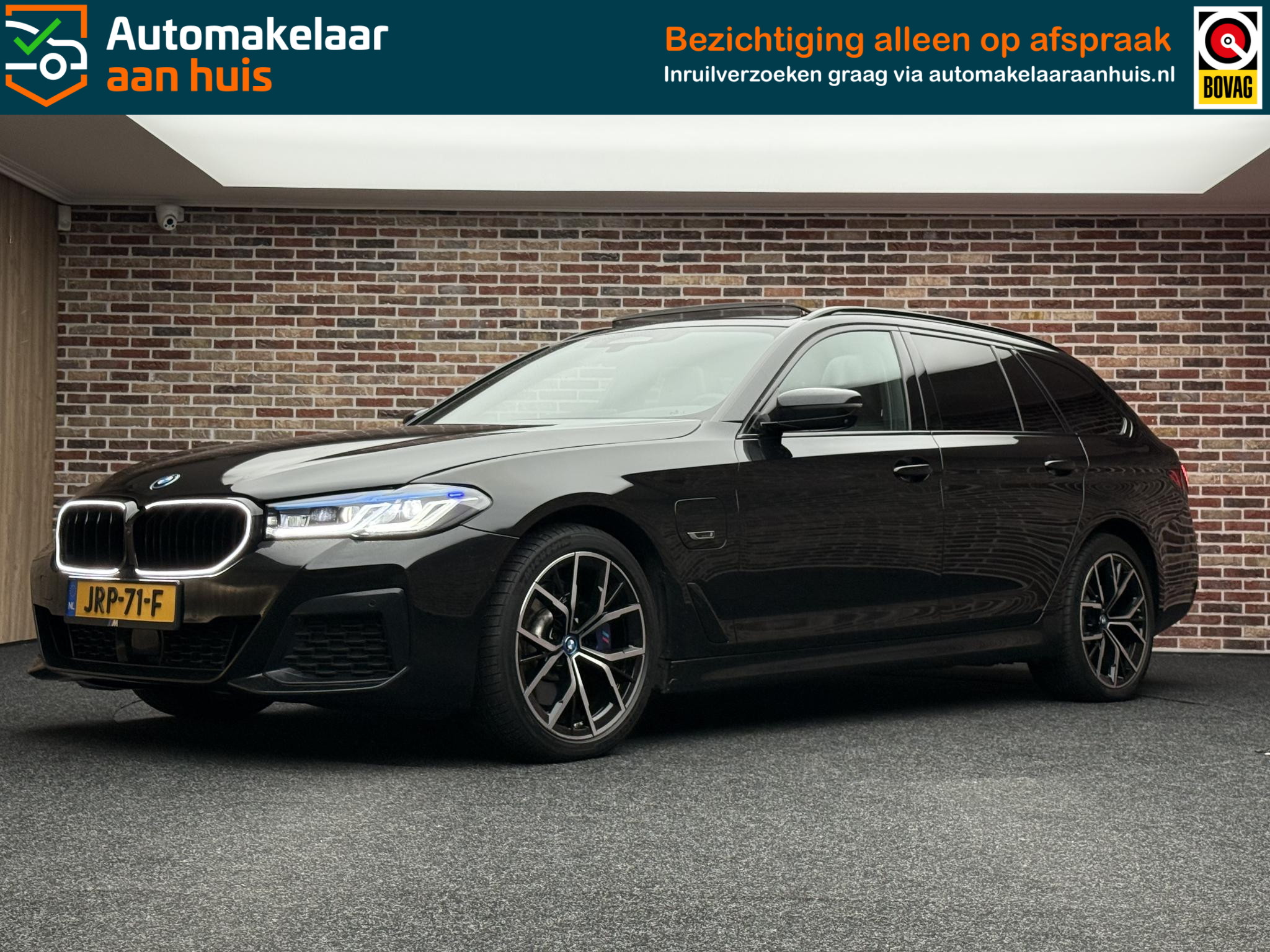 BMW 5-serie Touring 530e High Executive 2022 - voorkant