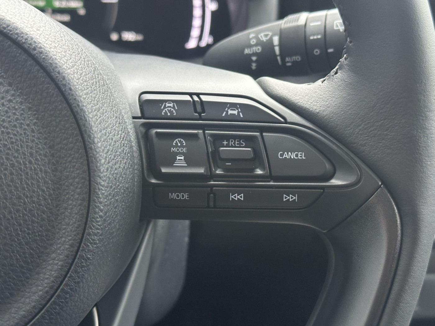 Foto van Mazda 2 Hybrid