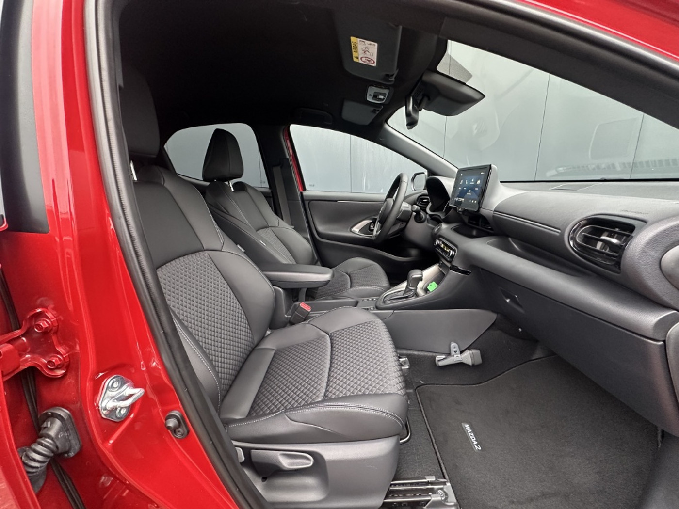 Foto van Mazda 2 Hybrid