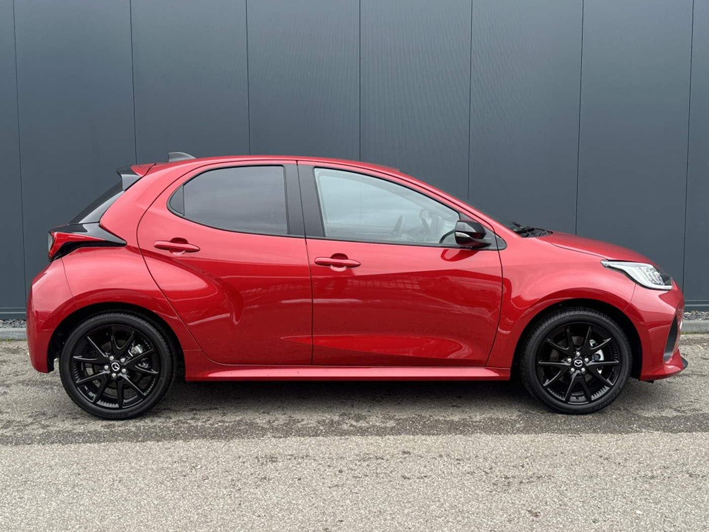 Foto van Mazda 2 Hybrid