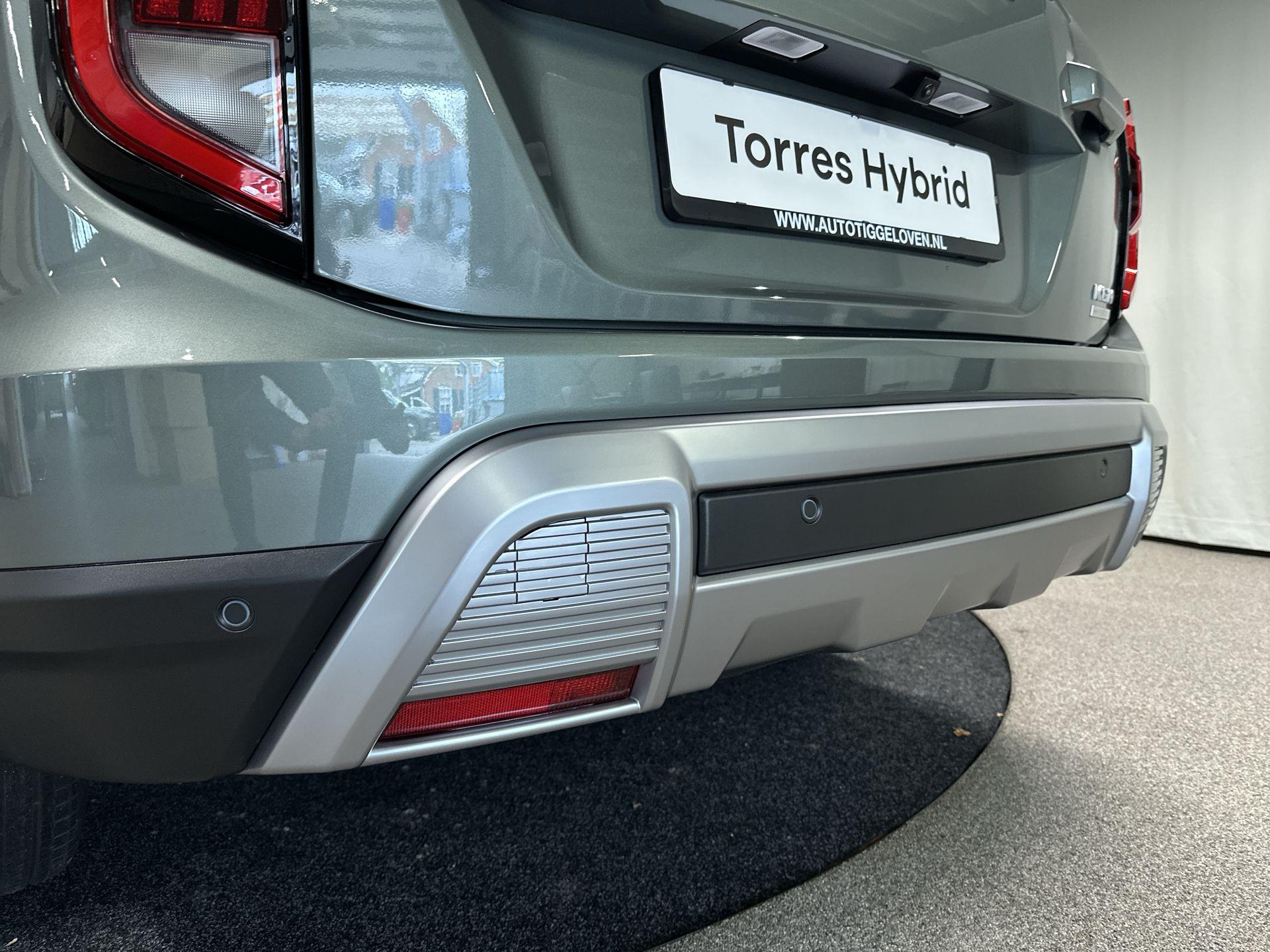 Foto van KGM Torres Hybrid