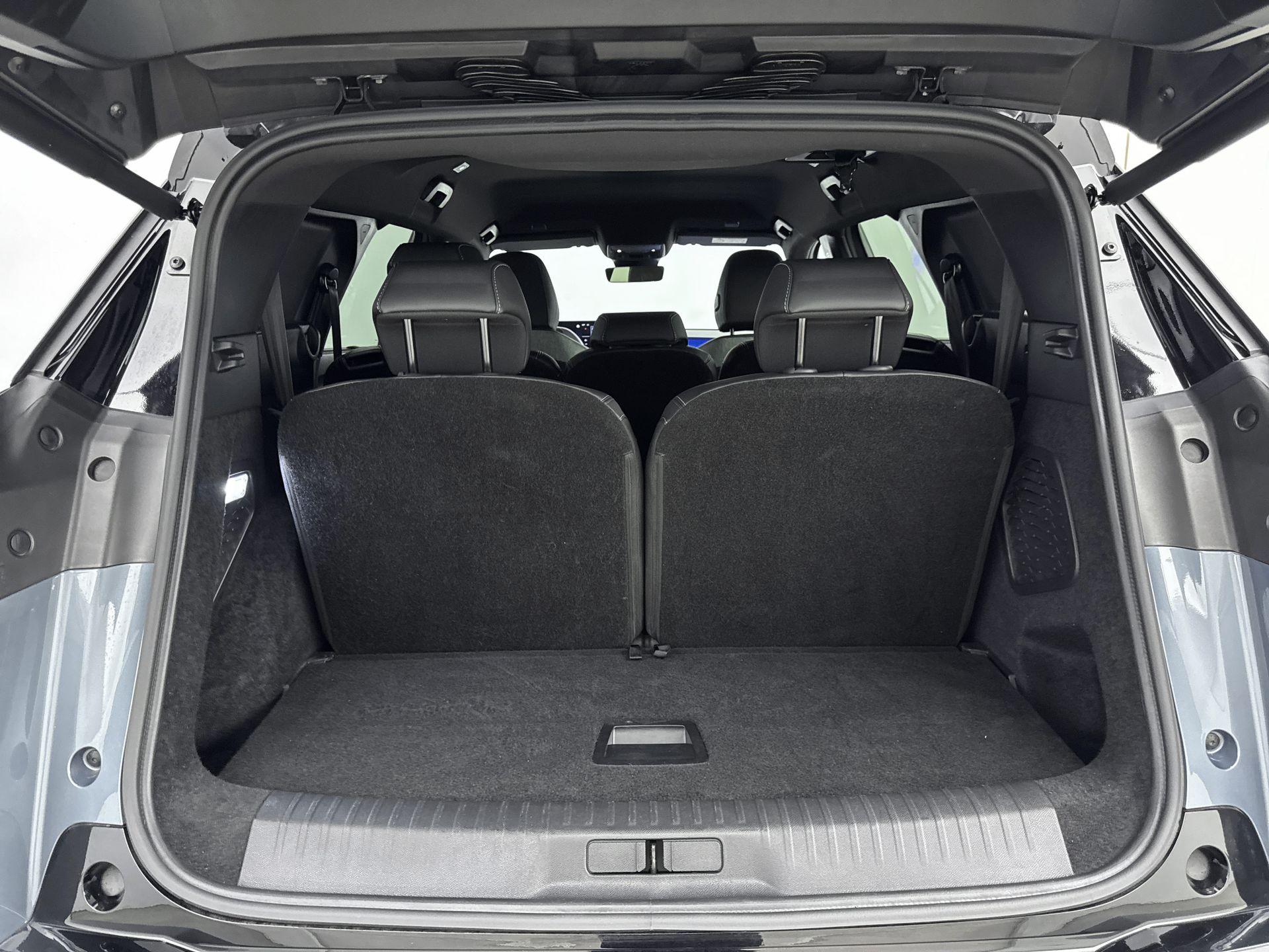 Foto van Peugeot E-5008