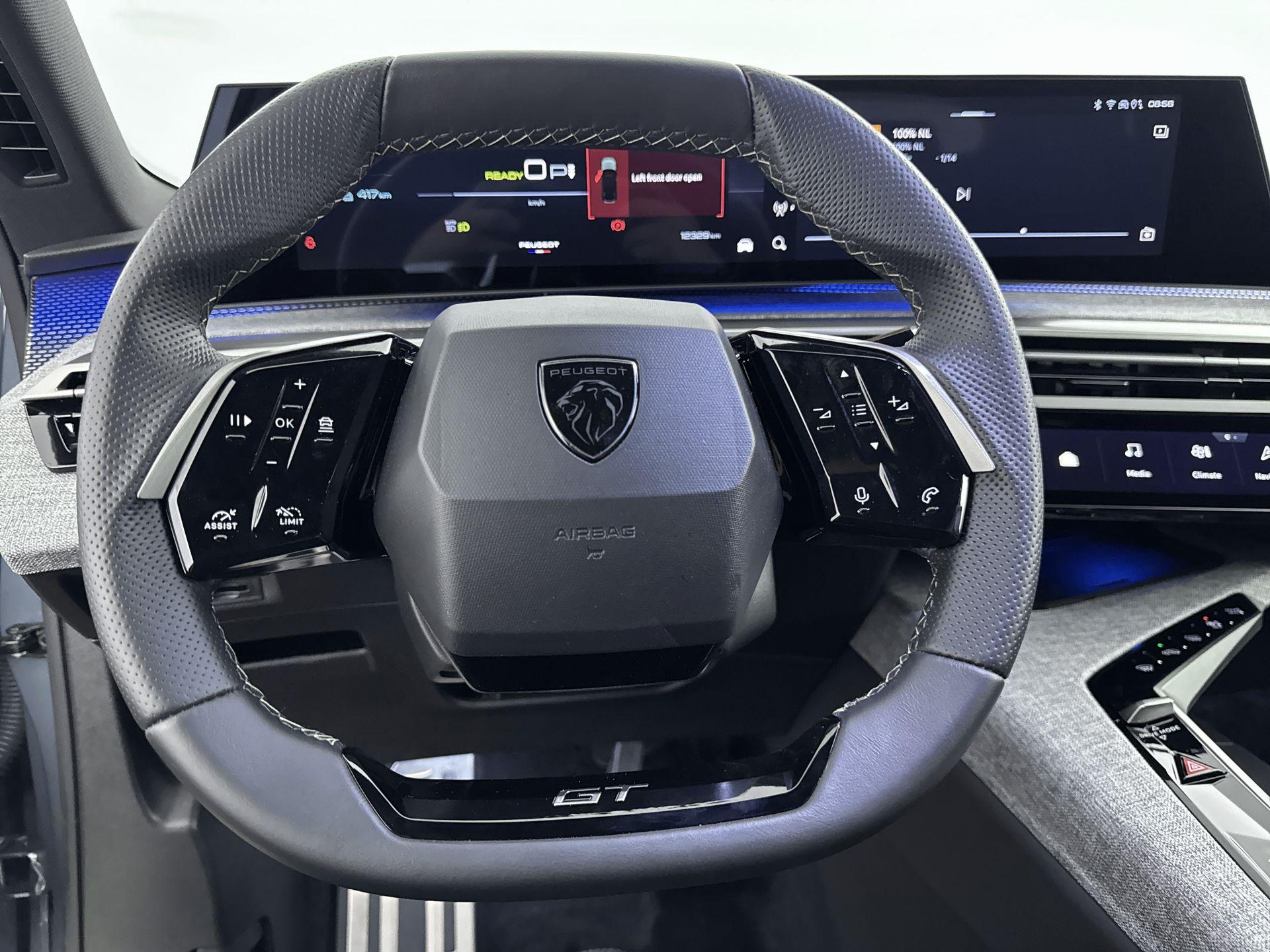 Foto van Peugeot E-5008