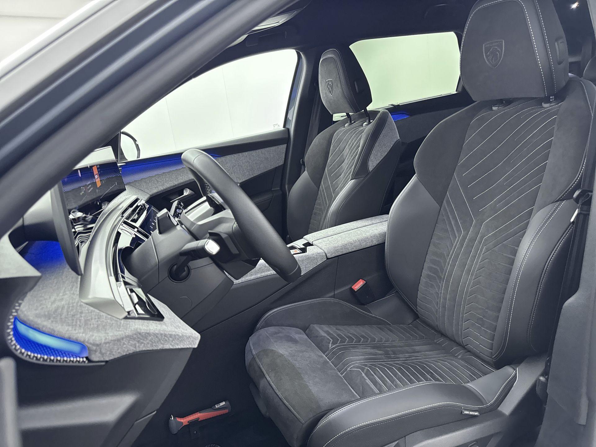 Foto van Peugeot E-5008