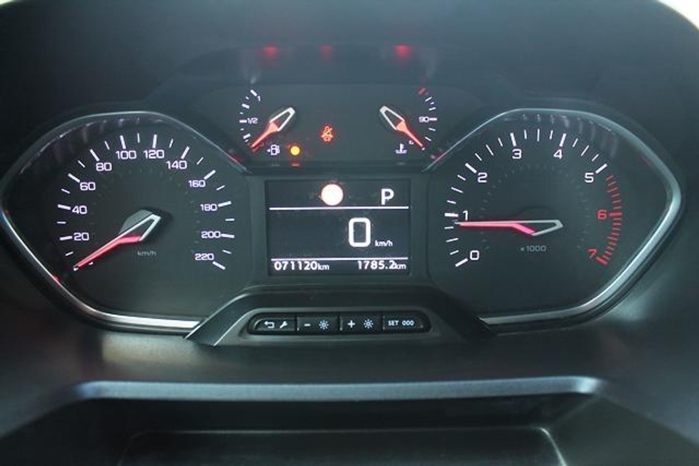 Foto van Peugeot Rifter