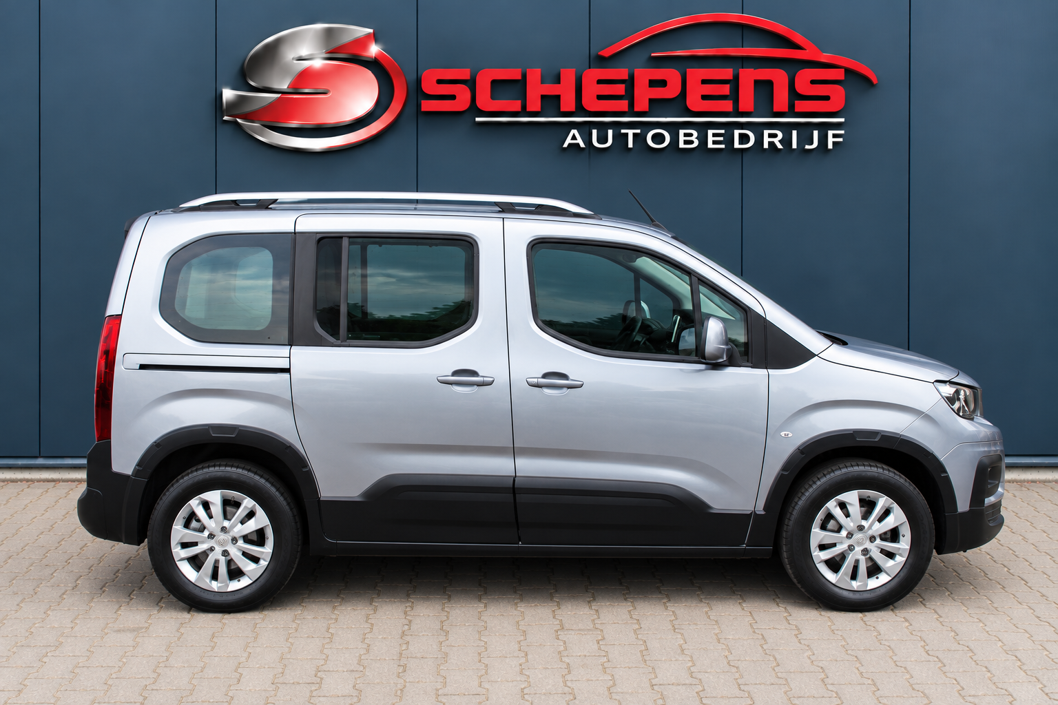 Foto van Peugeot Rifter